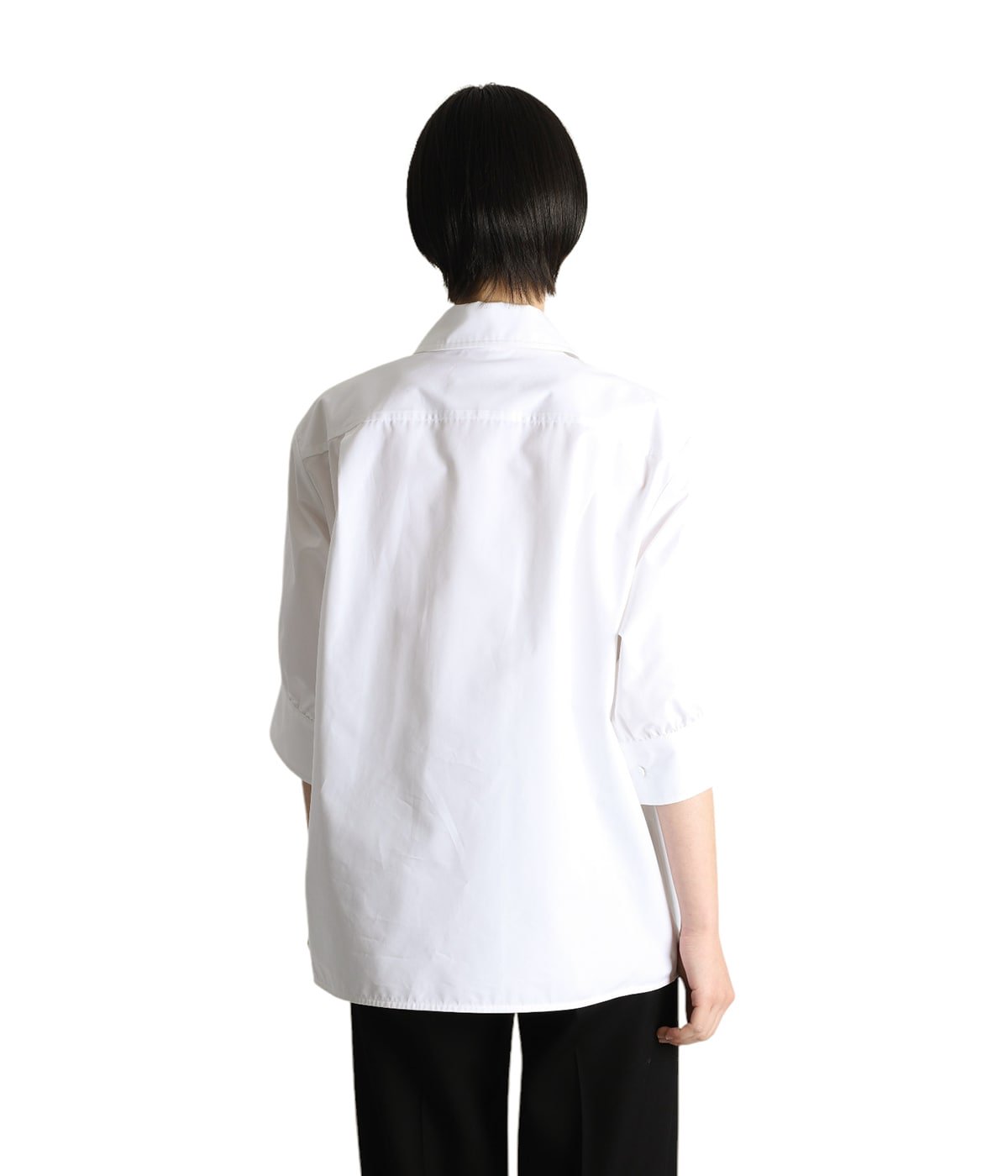 model（166cm） 着用サイズ：32