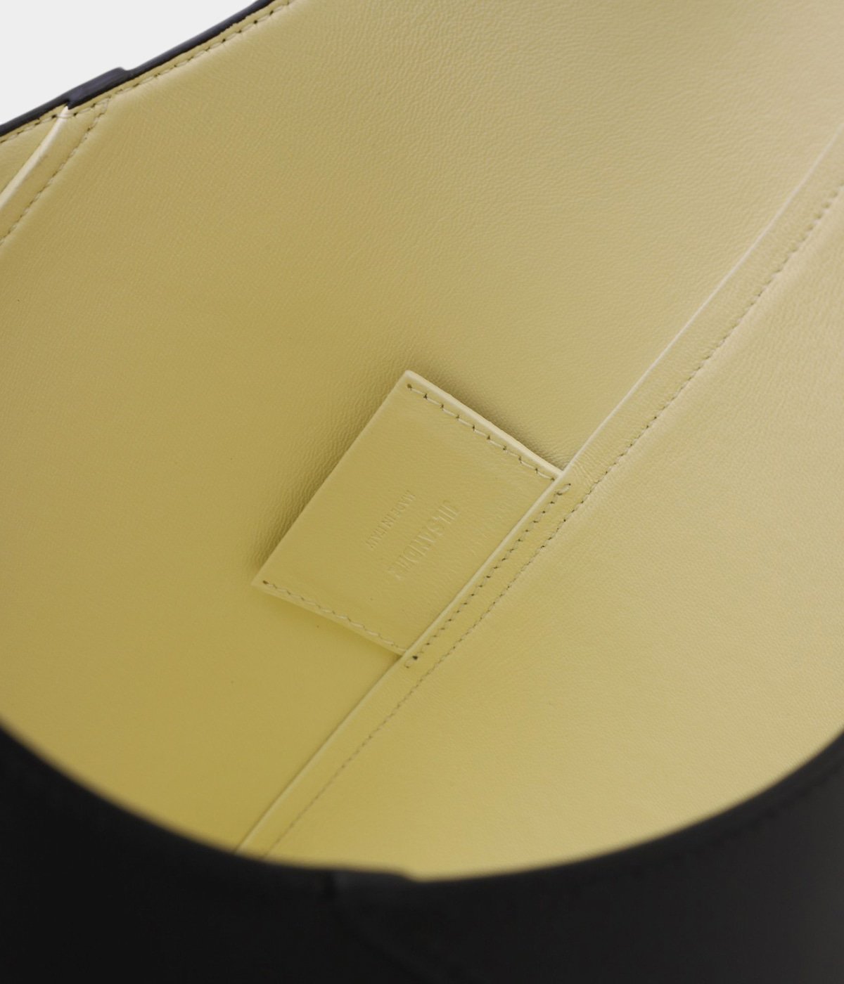 バッグ Jilsander 2024season VERTIGO BUCKET レディース】VERTIGO BUCKET | JIL SANDER(ジルサンダー