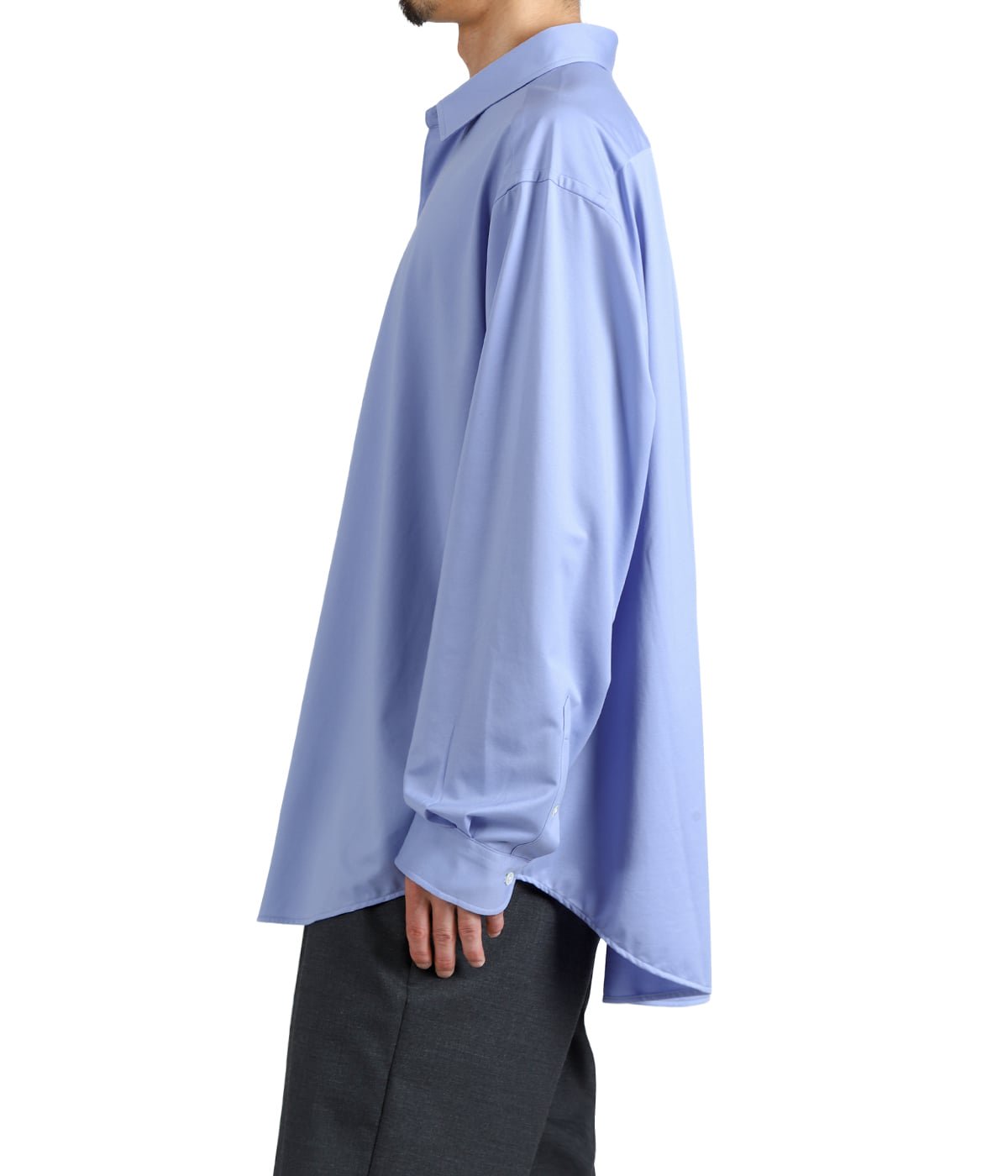 model（175cm / 60kg）B85 W75 H92 着用サイズ：M