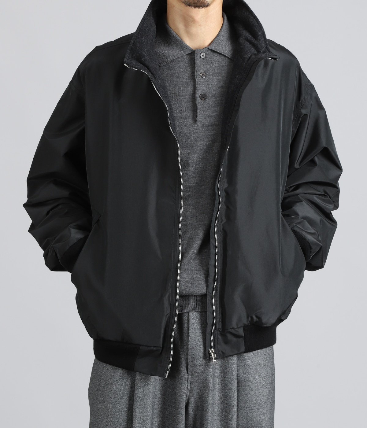 model（175cm / 60kg）B85 W75 H92 着用サイズ：3