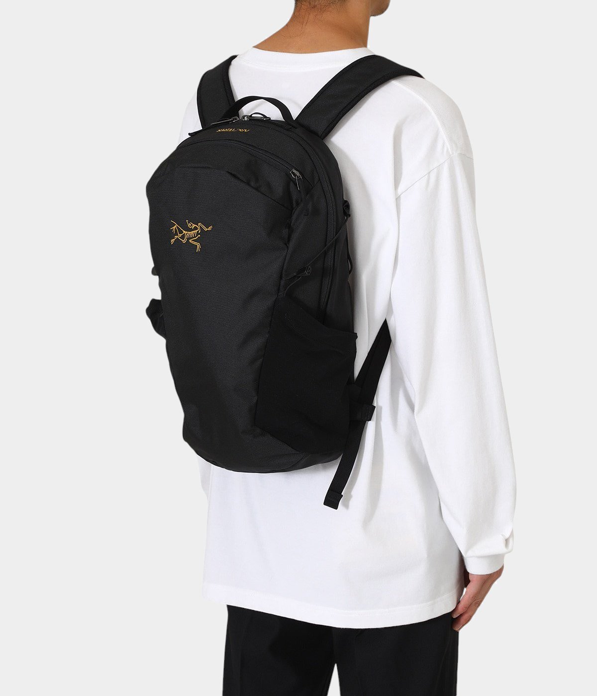 ARKTIS アークティス バックパック　オリーブ ARKTIS アークティス バックパック オリーブ ARC'TERYX