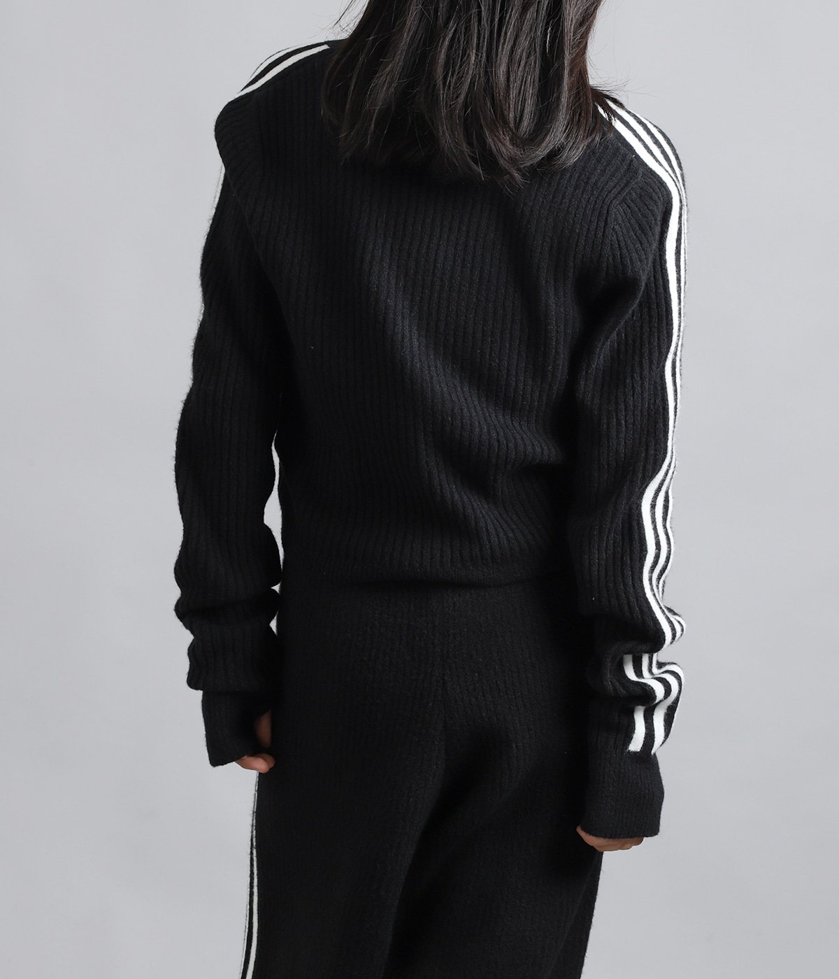 model（162cm） 着用サイズ：M