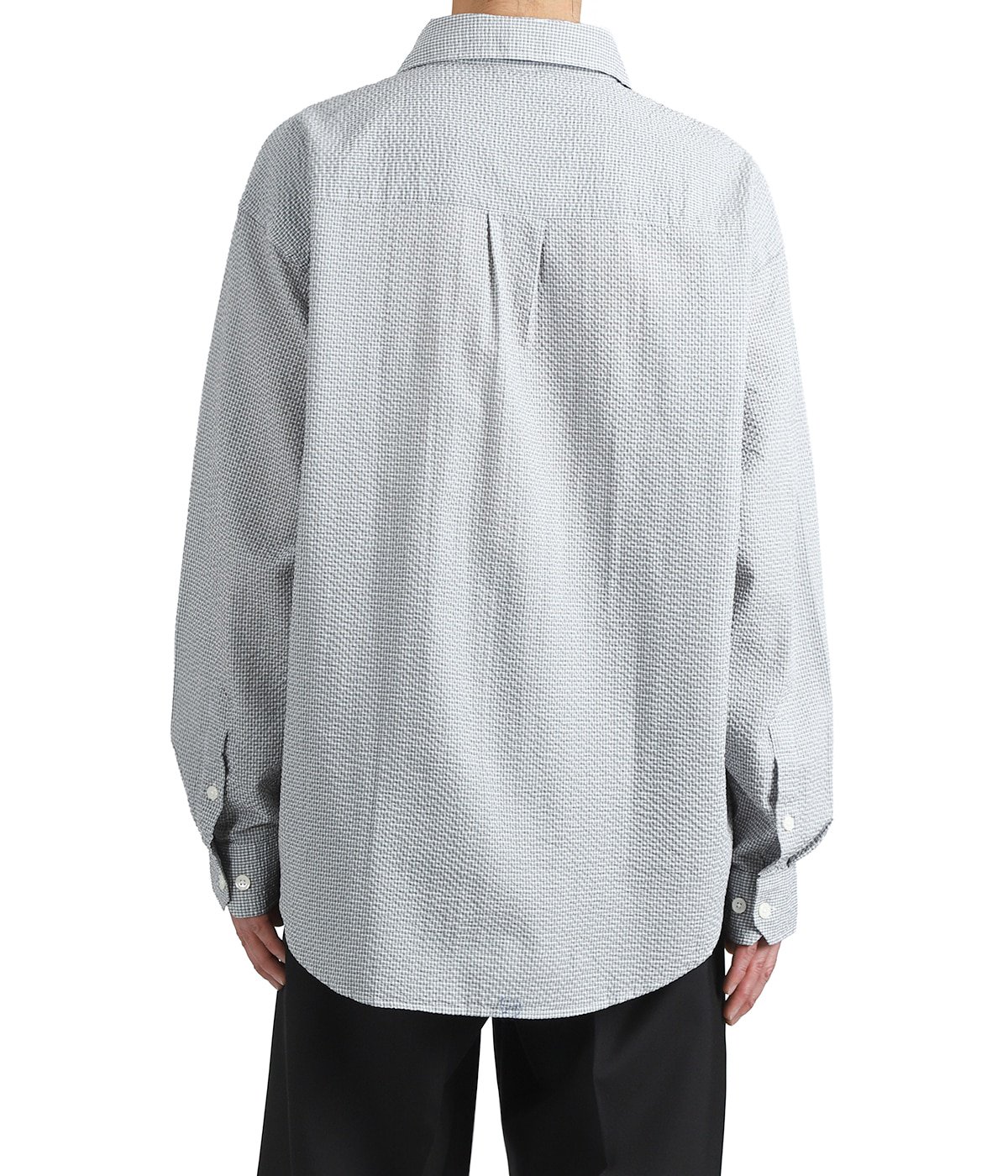 model（175cm / 60kg）B85 W75 H92 着用サイズ：M