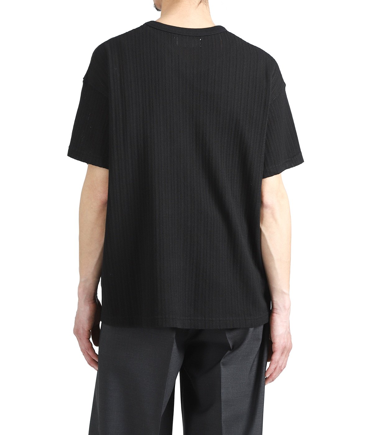 model（175cm / 60kg）B85 W75 H92 着用サイズ：M