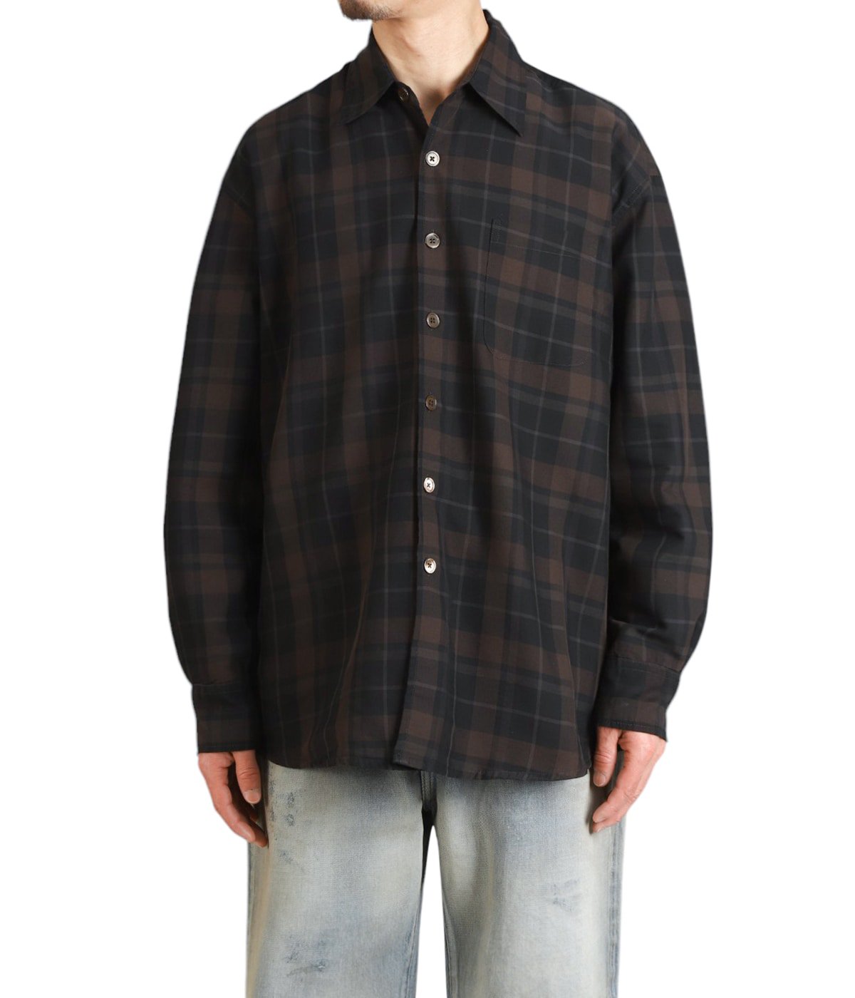 model（175cm / 60kg）B85 W75 H92 着用サイズ：44