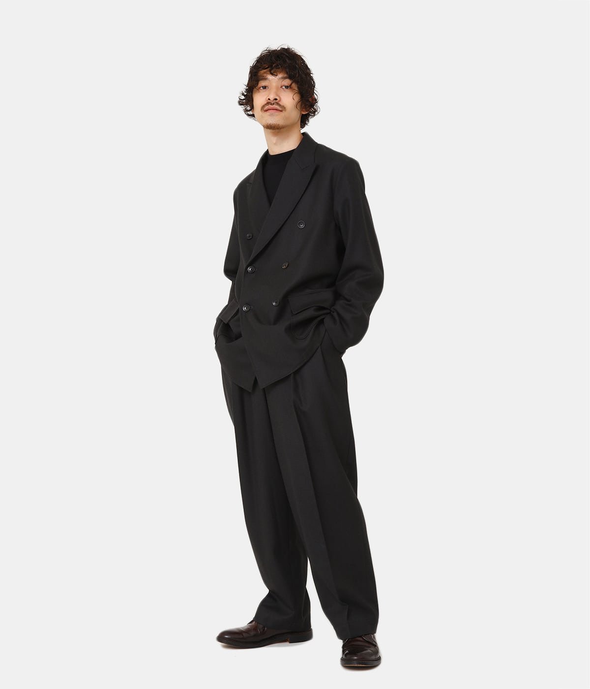 OFFICER PANTS 2TUCK WIDE - 2/48 wool soft serge - | marka(マーカ