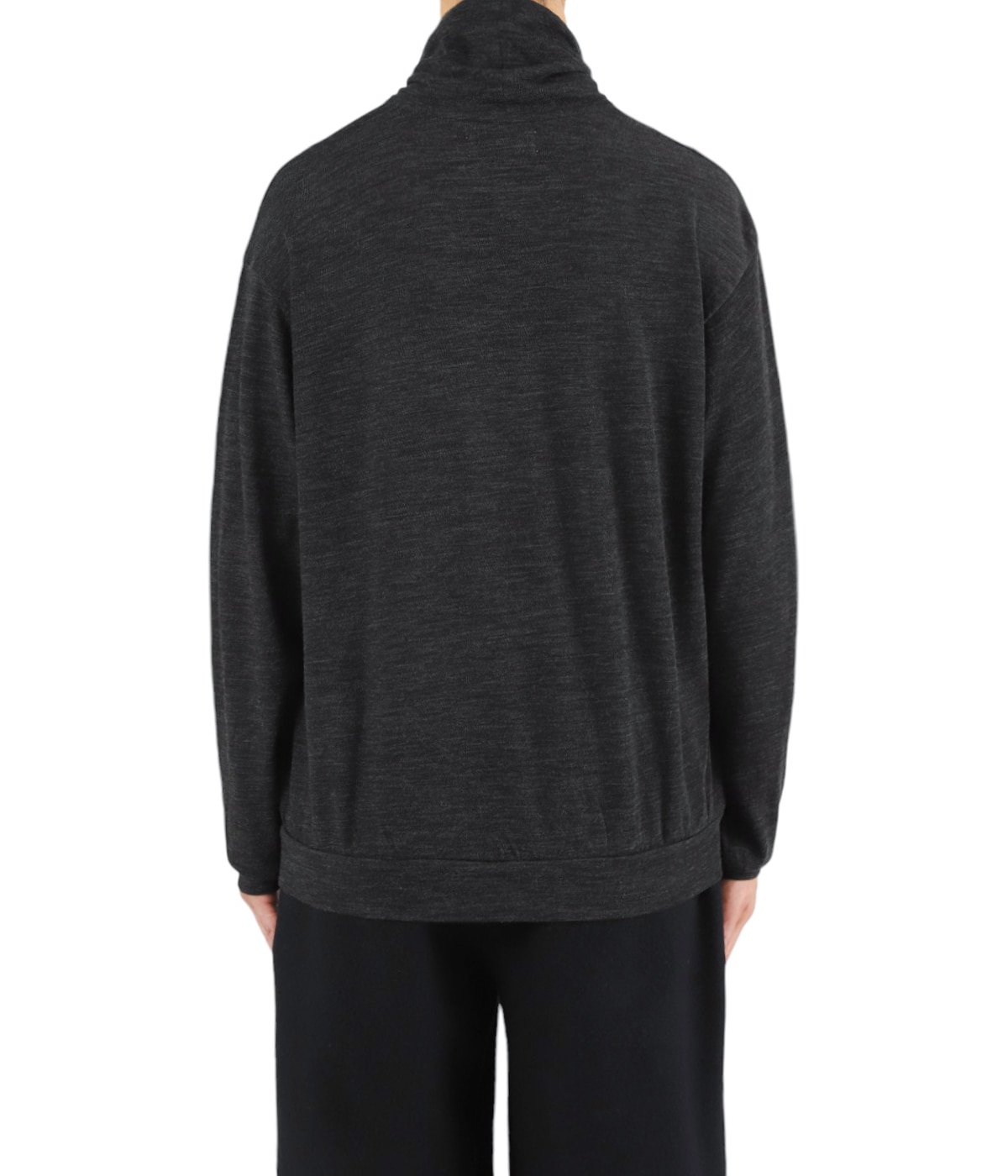 model(175cm / 60kg)B85 W75 H92 着用サイズ：2(M)