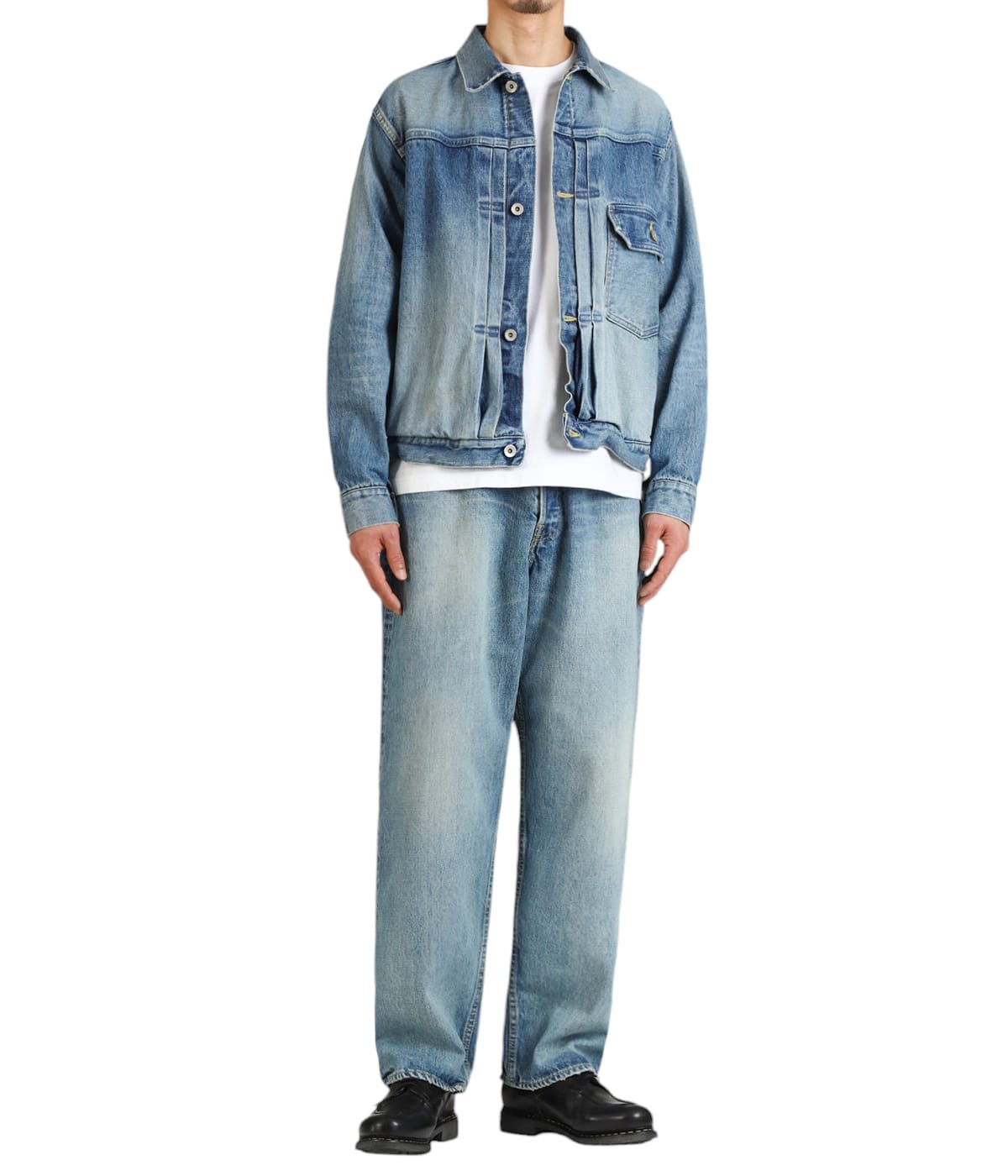 model（175cm / 60kg）B85 W75 H92 着用サイズ：2(M)
