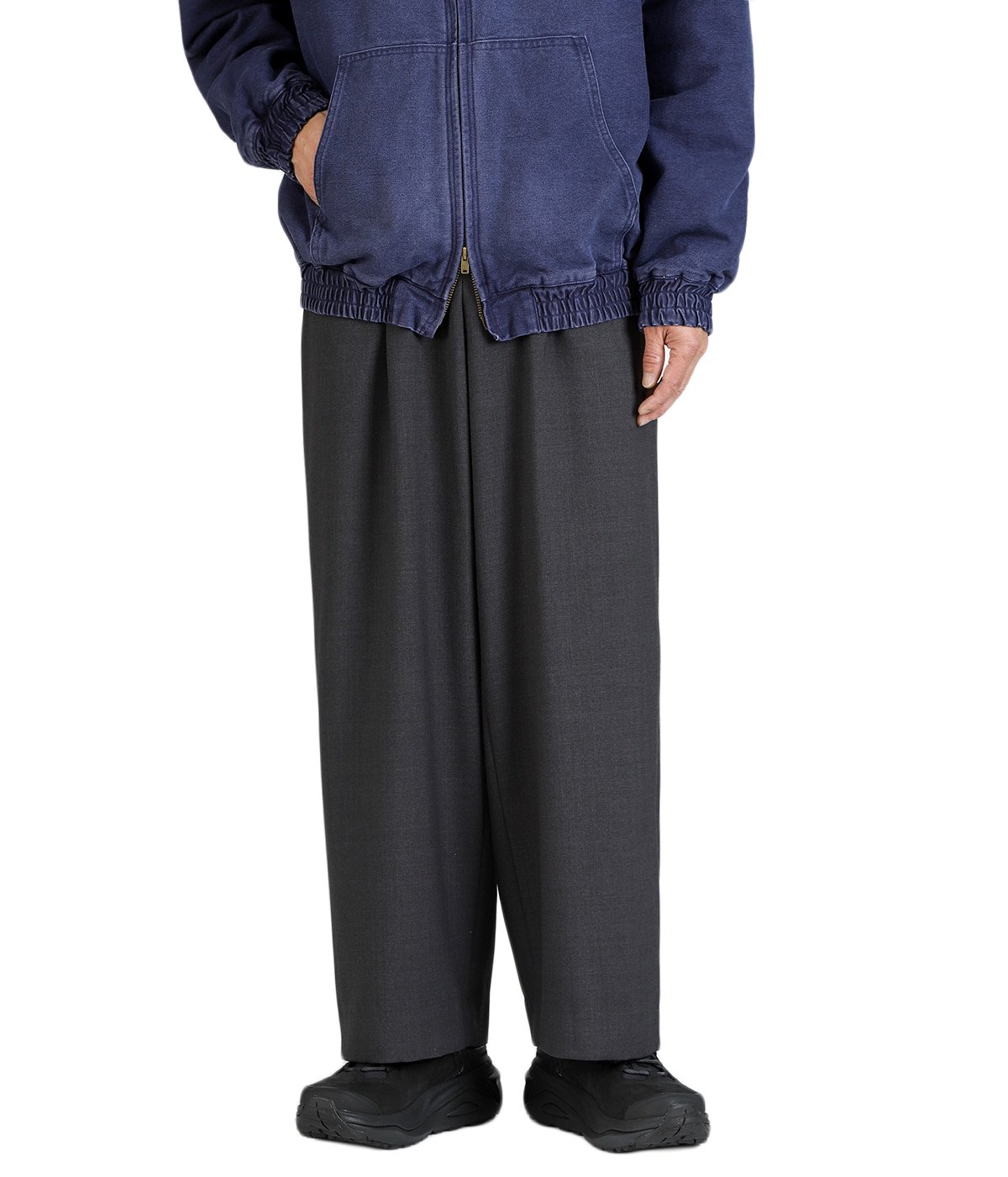 TWO TUCK MILITARY TROUSERS -RECYCLED POLYESTER NONMULESED