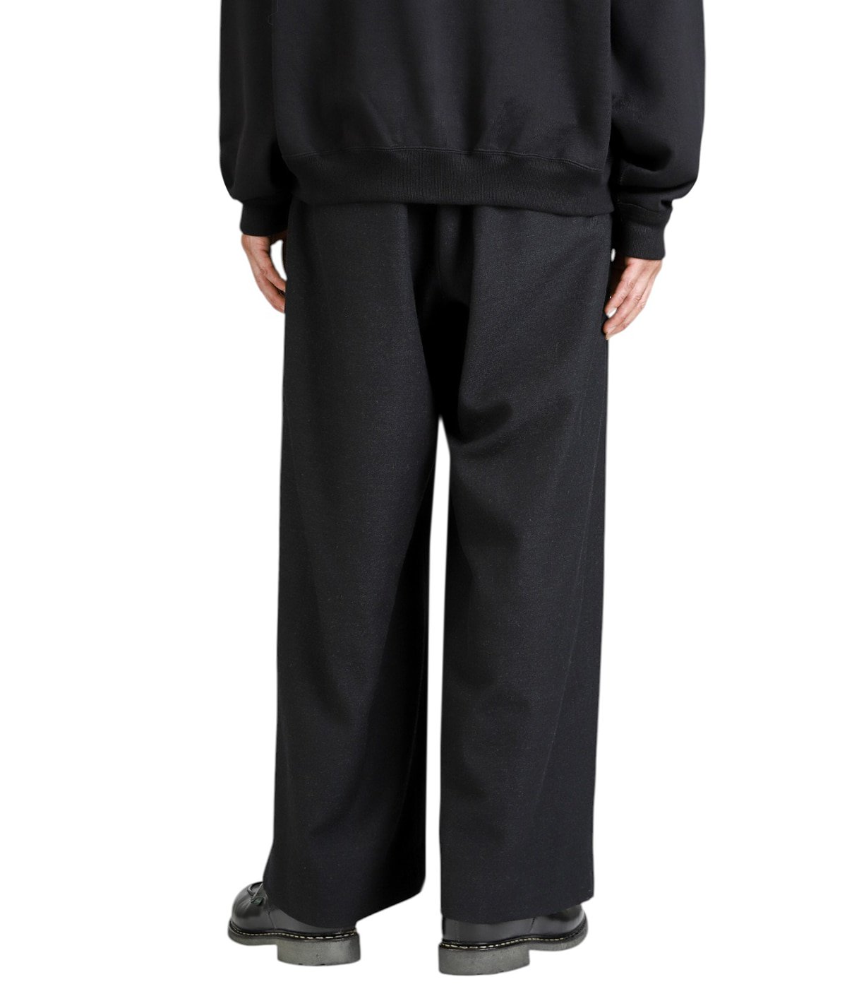 MxaMara 黒Tシャツに合う Baggy Trousers In Twill 関送込 MONO-MARTのパンツを使ったコーディネート(ZOZOTOWN Yahoo!店