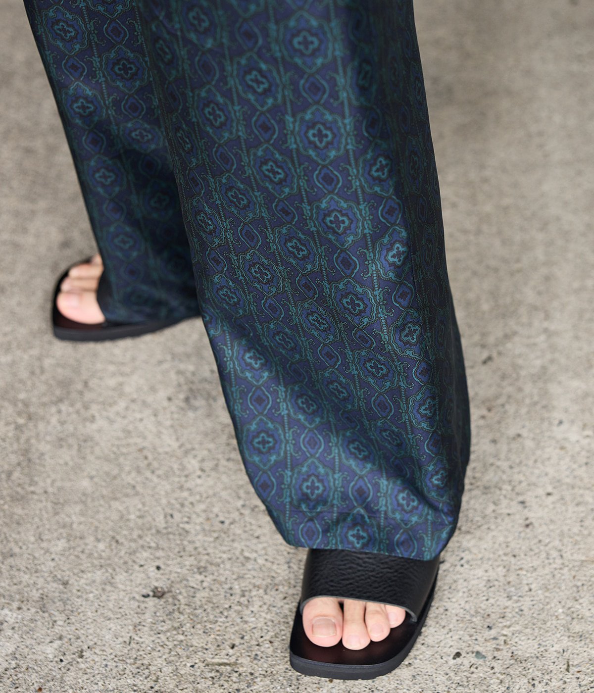 model（175cm） 着用サイズ：2(M)