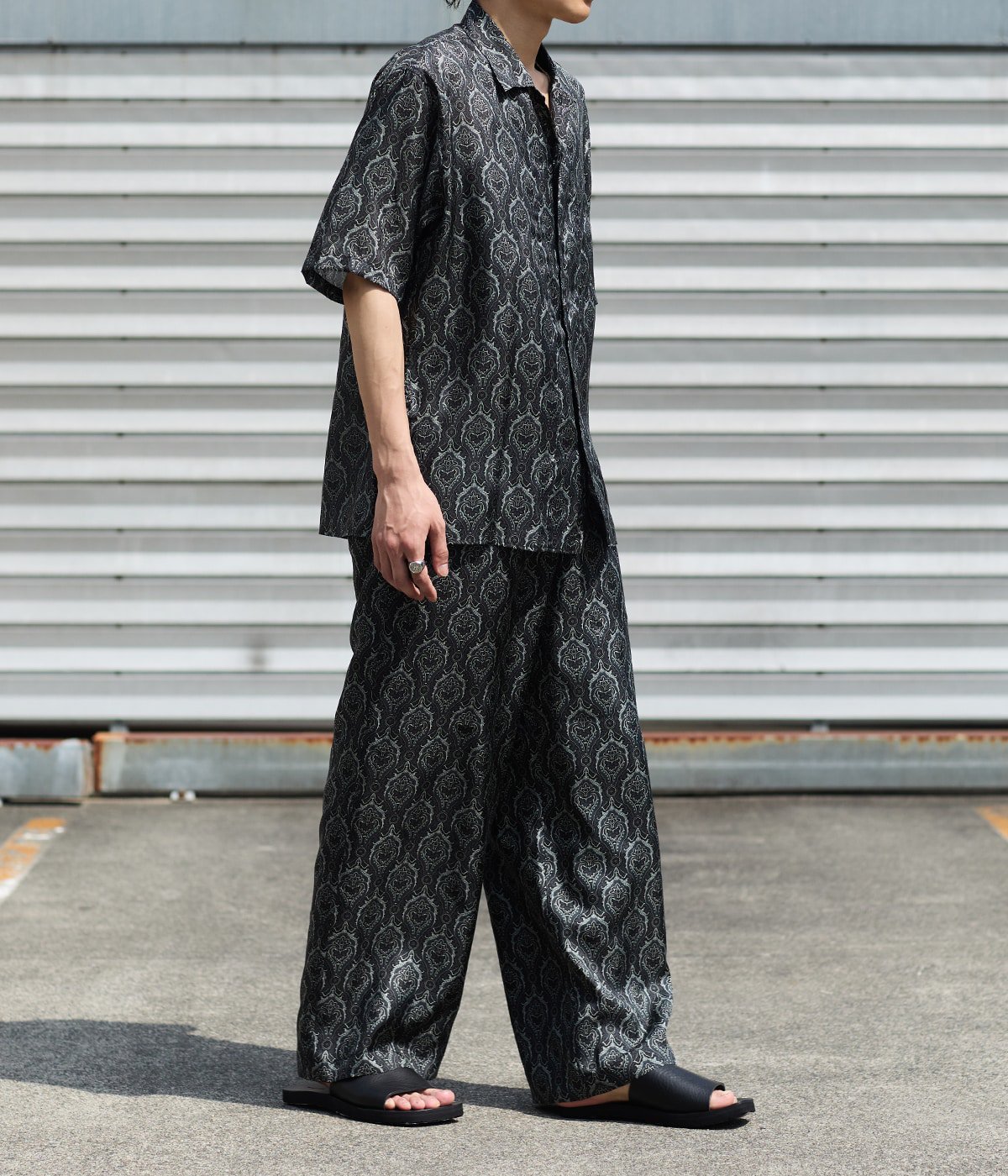 model（175cm） 着用サイズ：2(M)