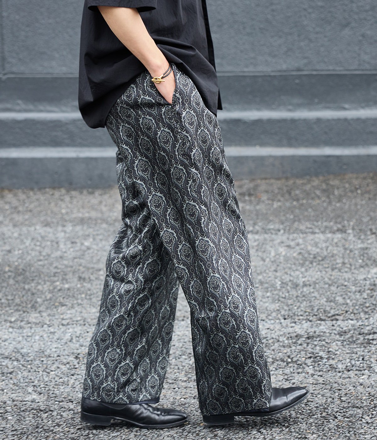 model（173cm） 着用サイズ：2(M)
