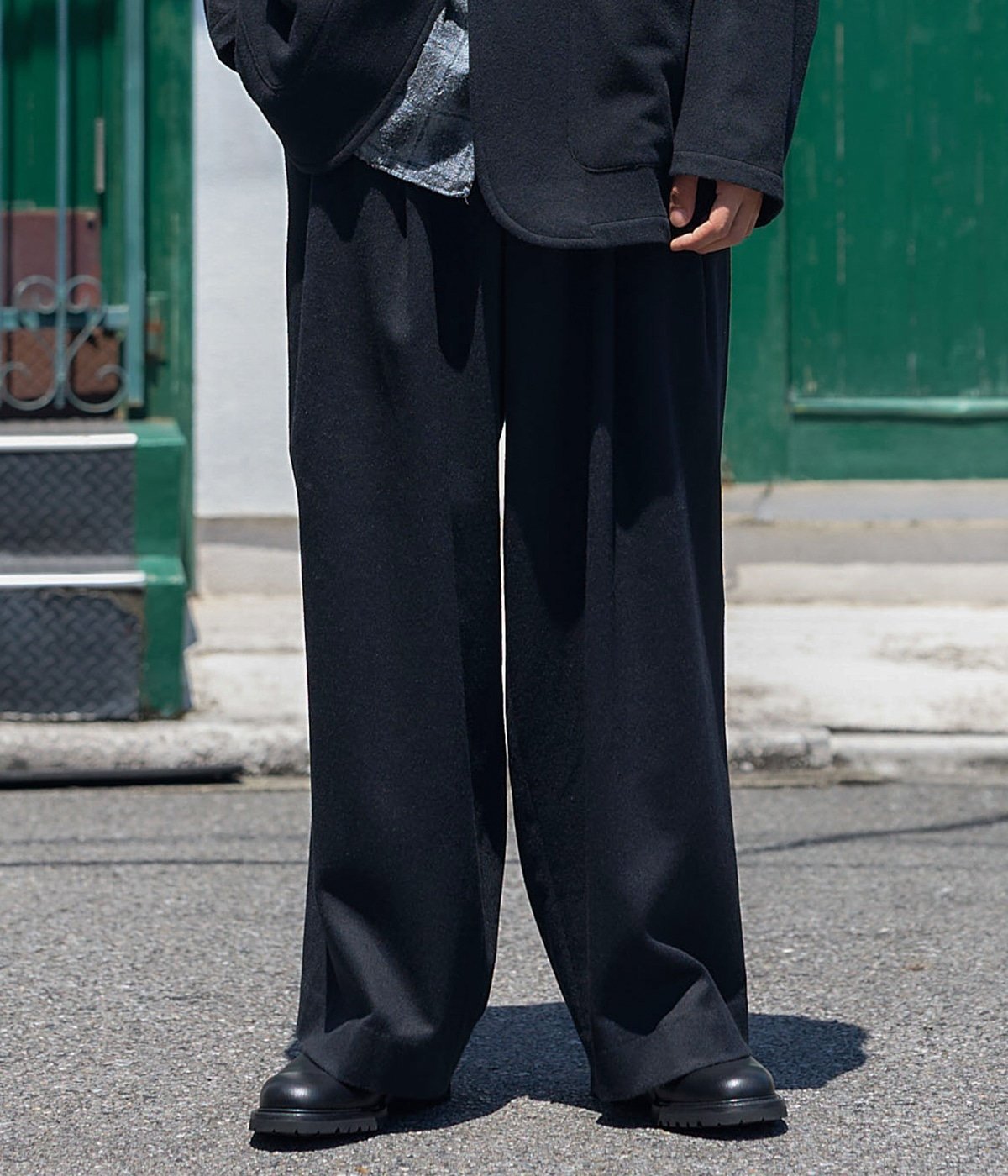 別注 TWO TUCK BAGGY TROUSERS | marka(マーカ) / パンツ スラックス