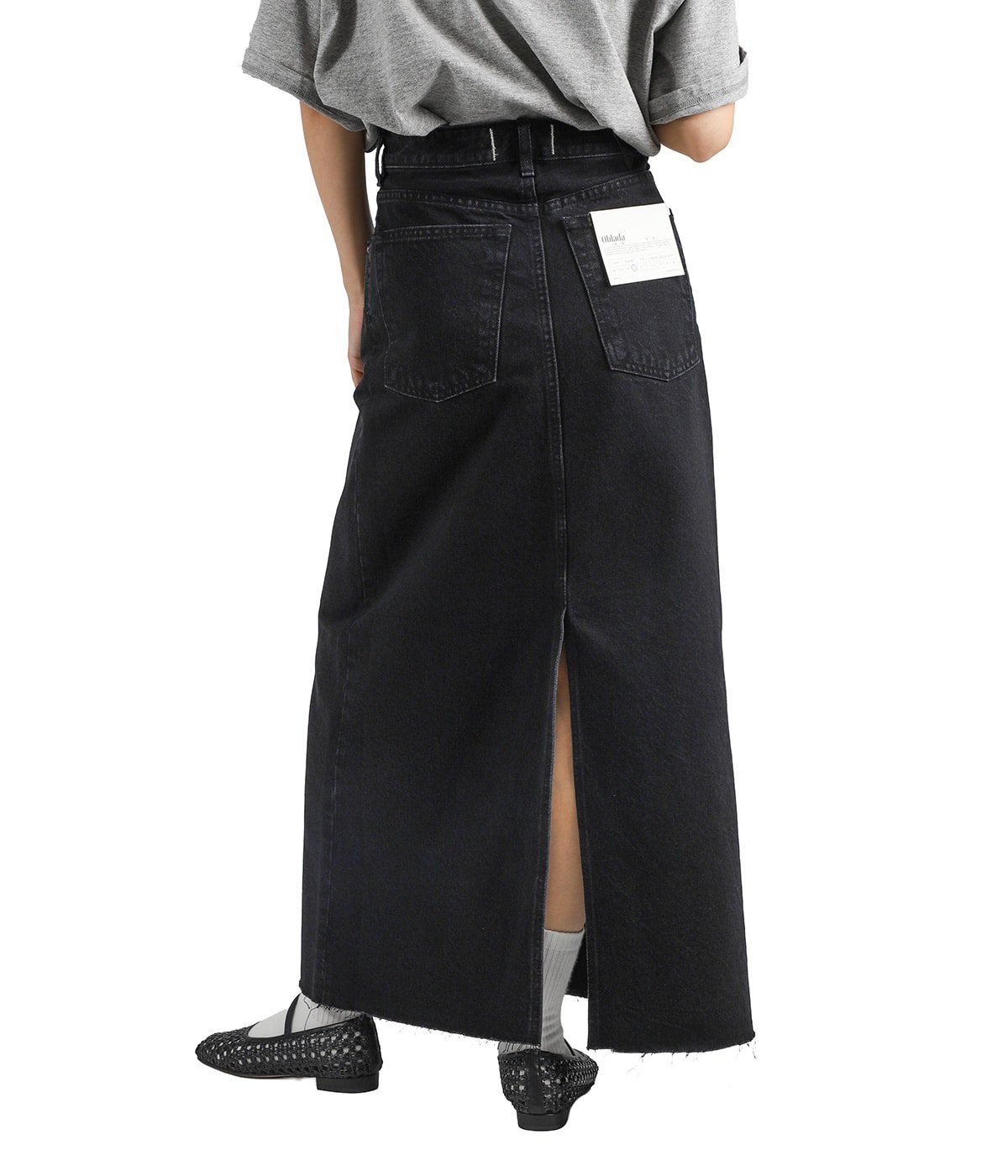 model（162cm） 着用サイズ：XS
