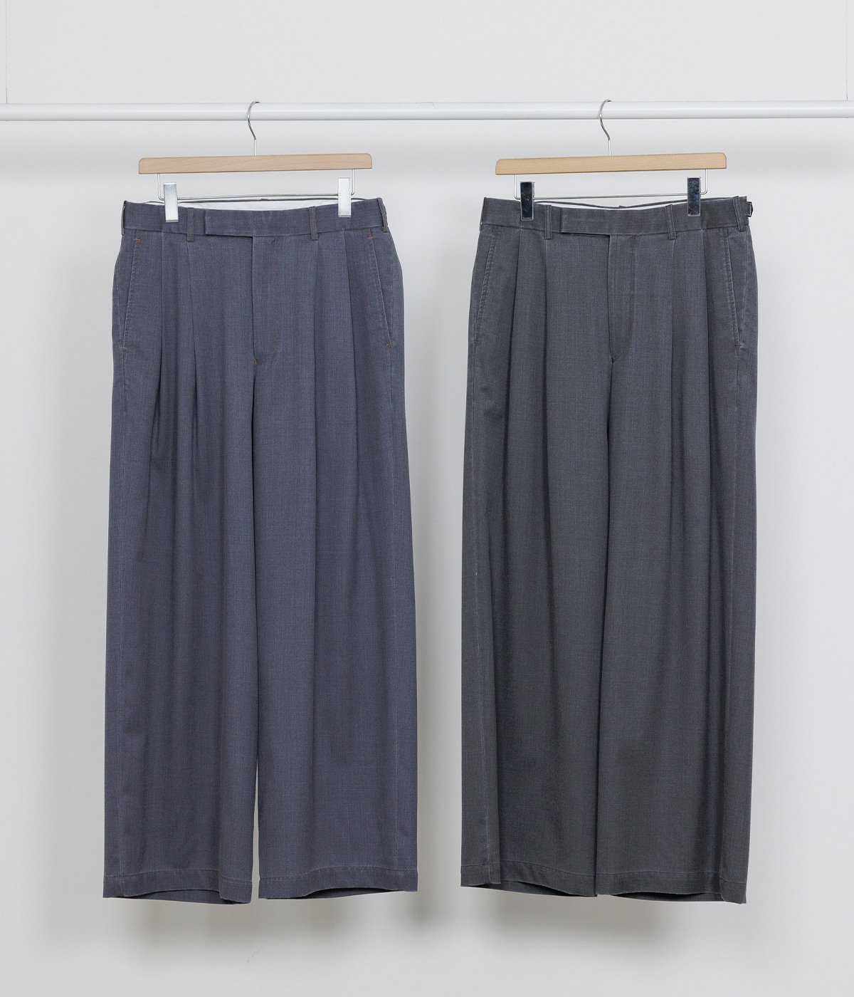 予約】TWO TUCK BUGGY TROUSERS -WASHABLE 2/72 WOOL GABARDINE