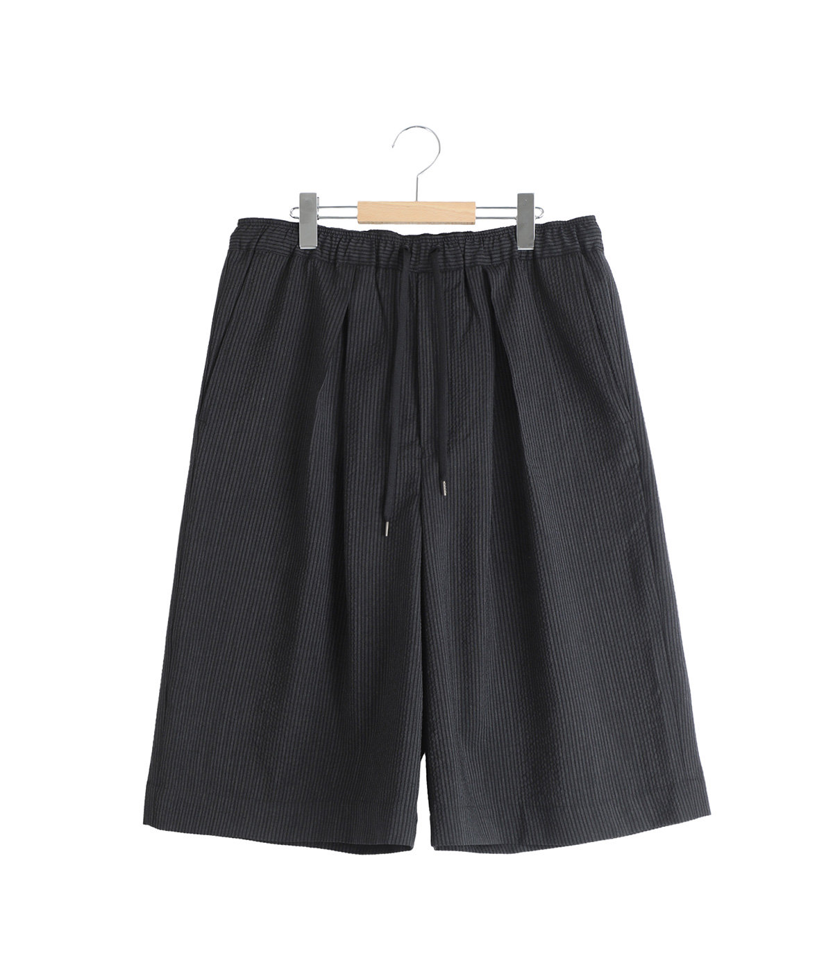 予約】DOUBLE TUCK SHORTS -WOOL SEERSUCKER- | marka(マーカ