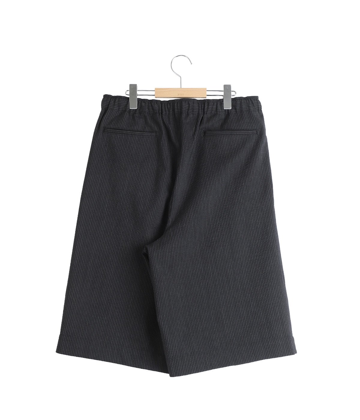 DOUBLE TUCK SHORTS -WOOL SEERSUCKER- | marka(マーカ) / パンツ