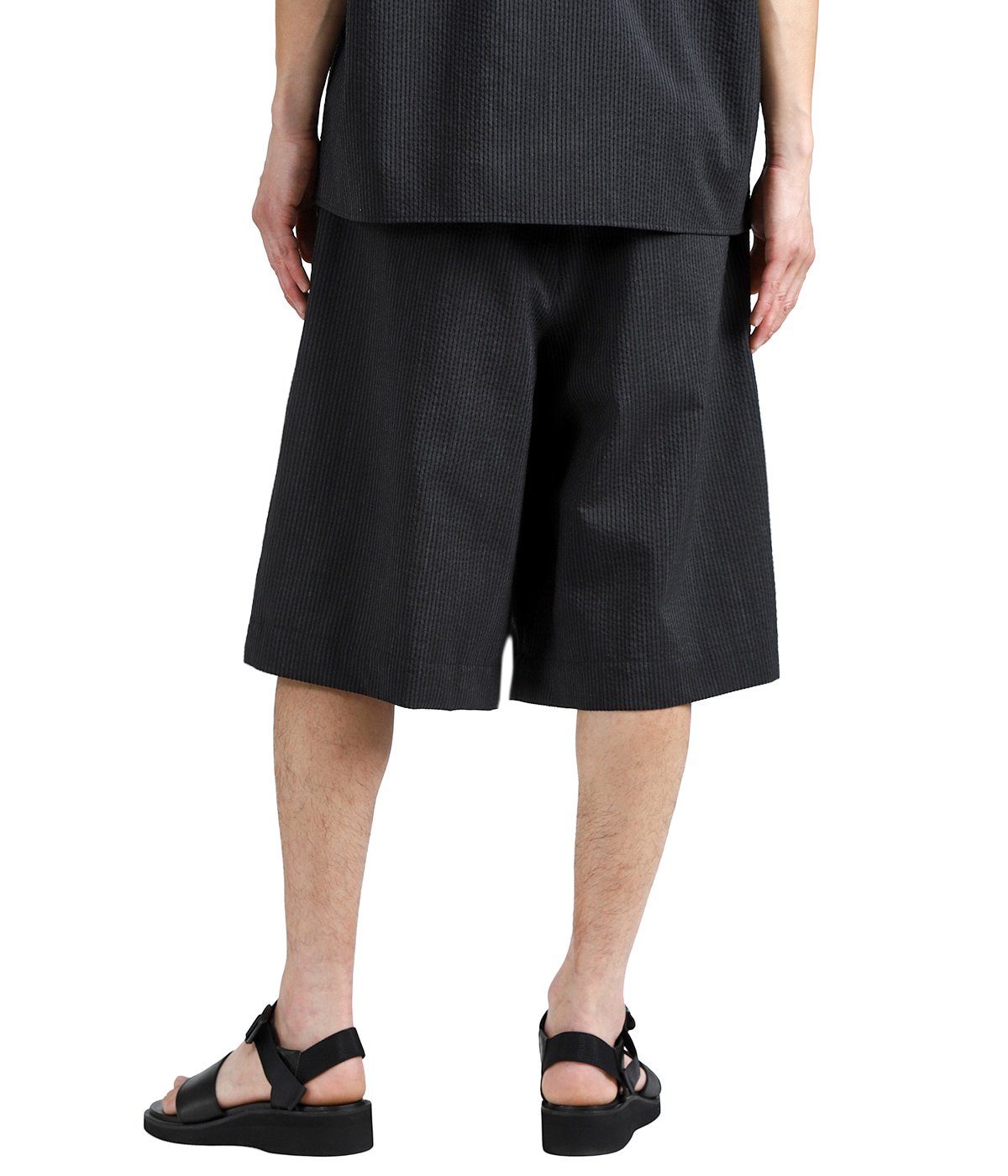 DOUBLE TUCK SHORTS -WOOL SEERSUCKER- | marka(マーカ) / パンツ