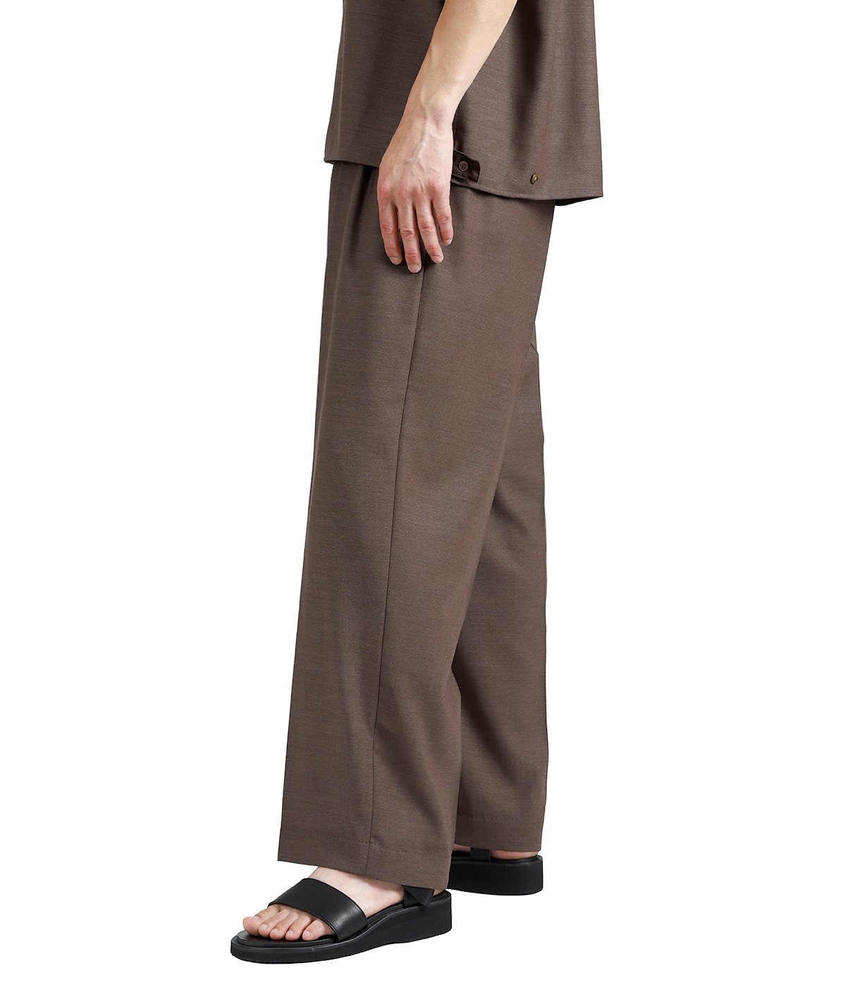 ONE TUCK WIDE TROUSERS -WOOL HIGH TWIST TROPICAL- | marka(マーカ