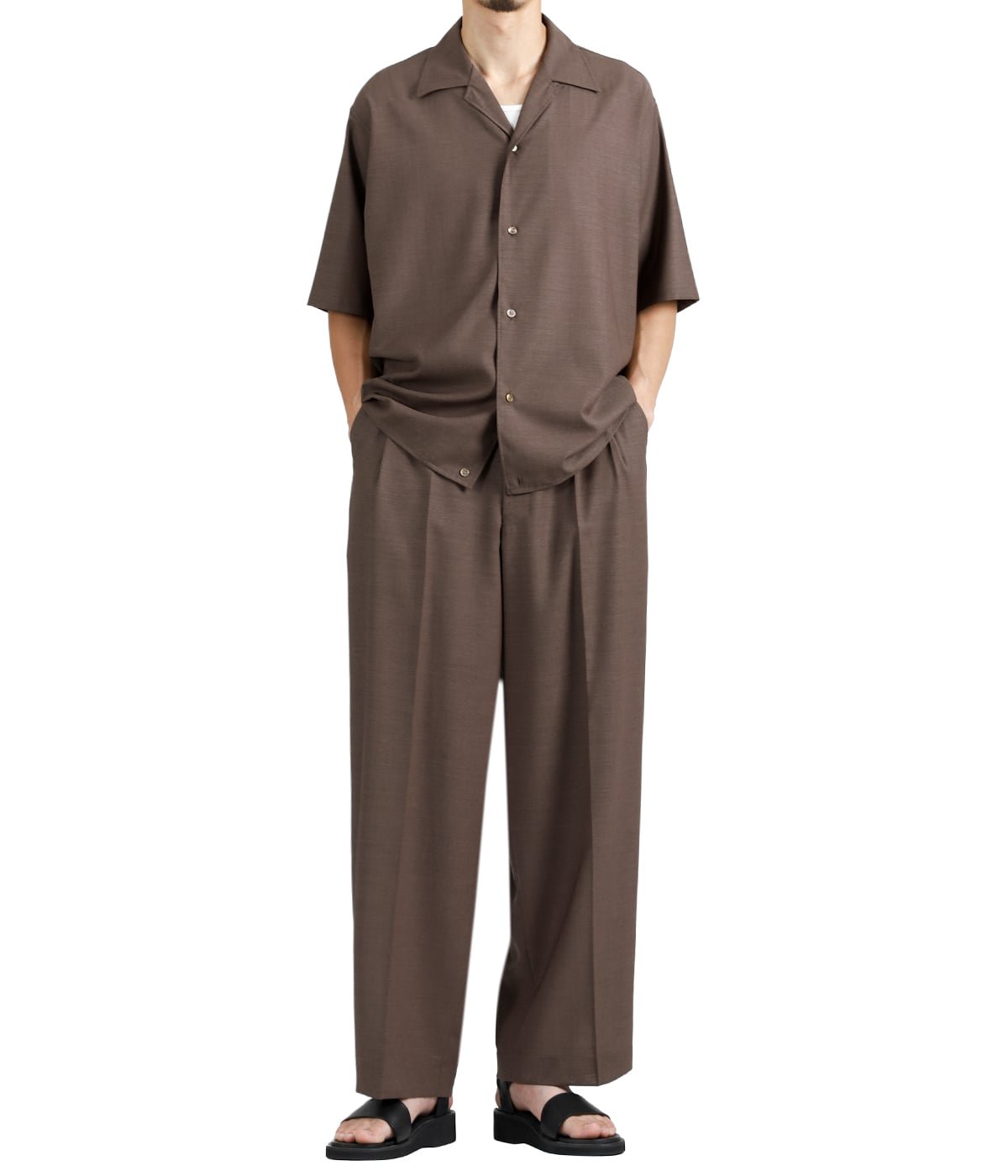 ONE TUCK WIDE TROUSERS -WOOL HIGH TWIST TROPICAL- | marka(マーカ
