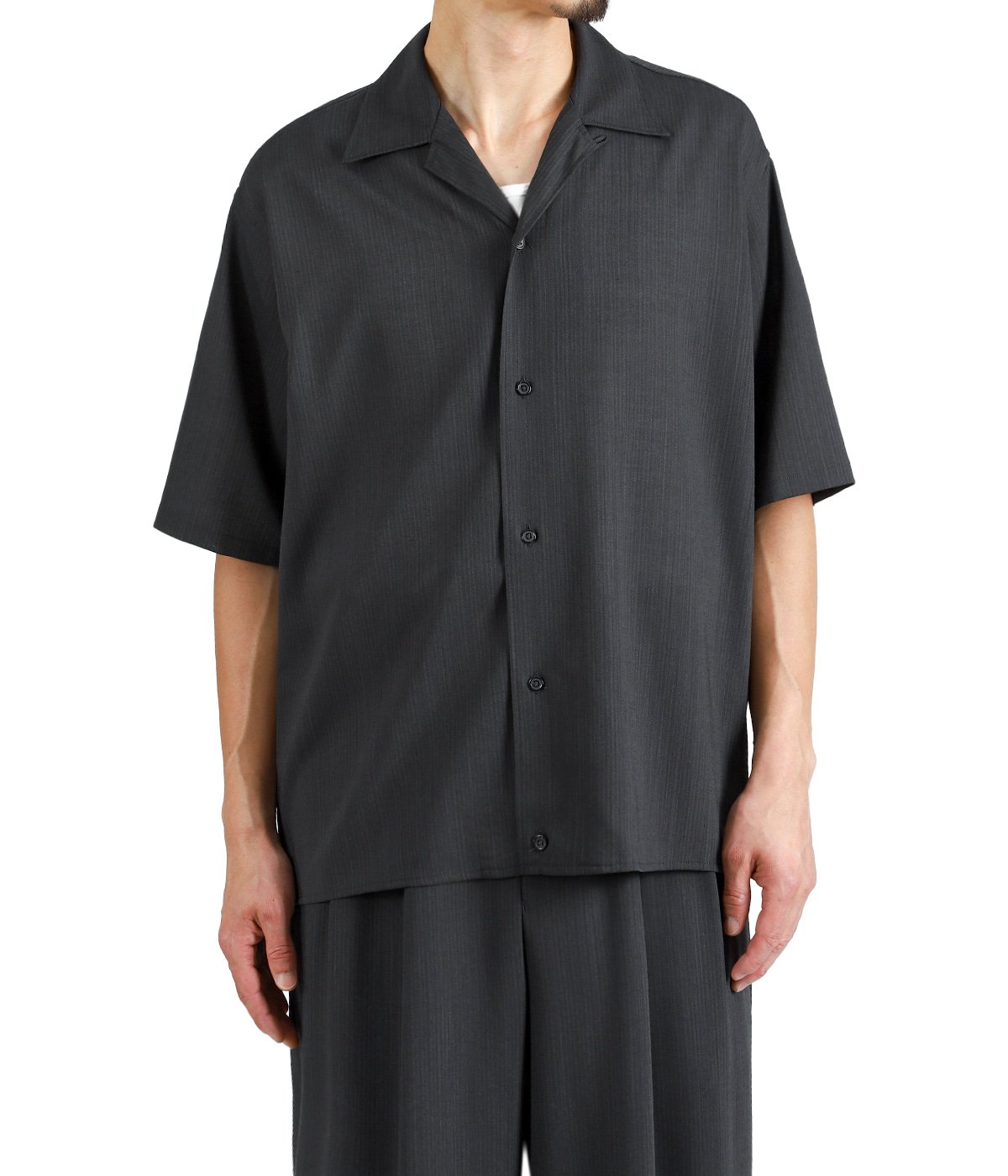 OPEN COLLAR S/S SHIRT WITH HEM TAB -WOOL HIGH TWIST TROPICAL