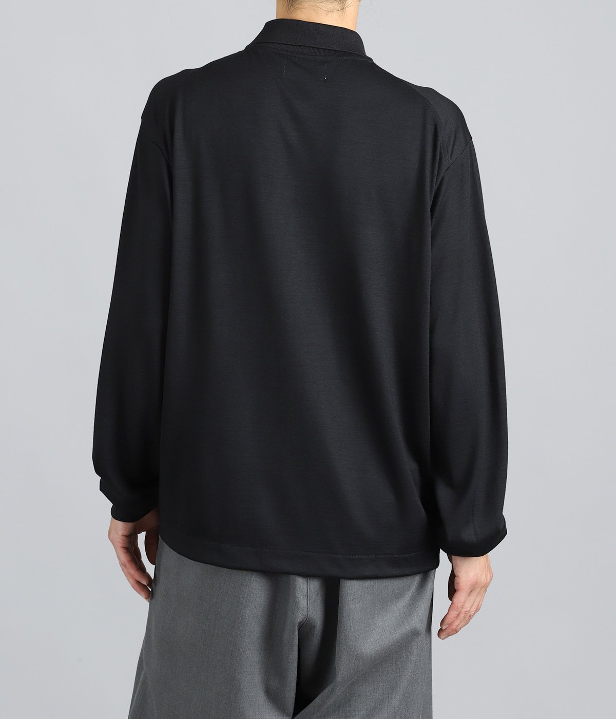 model(175cm / 60kg)B85 W75 H92 着用サイズ：2(M)