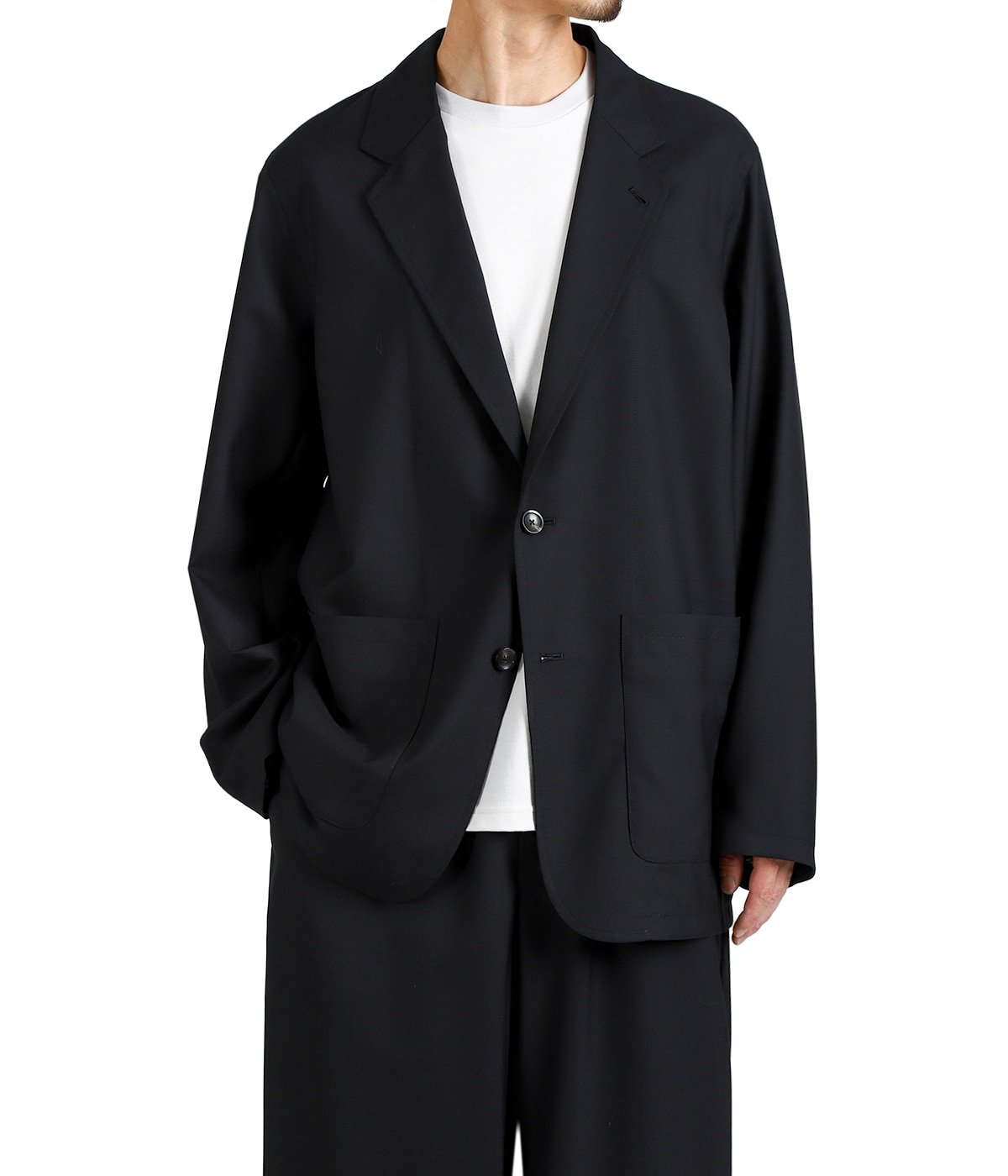 model(175cm / 60kg)B85 W75 H92 着用サイズ：2(M)