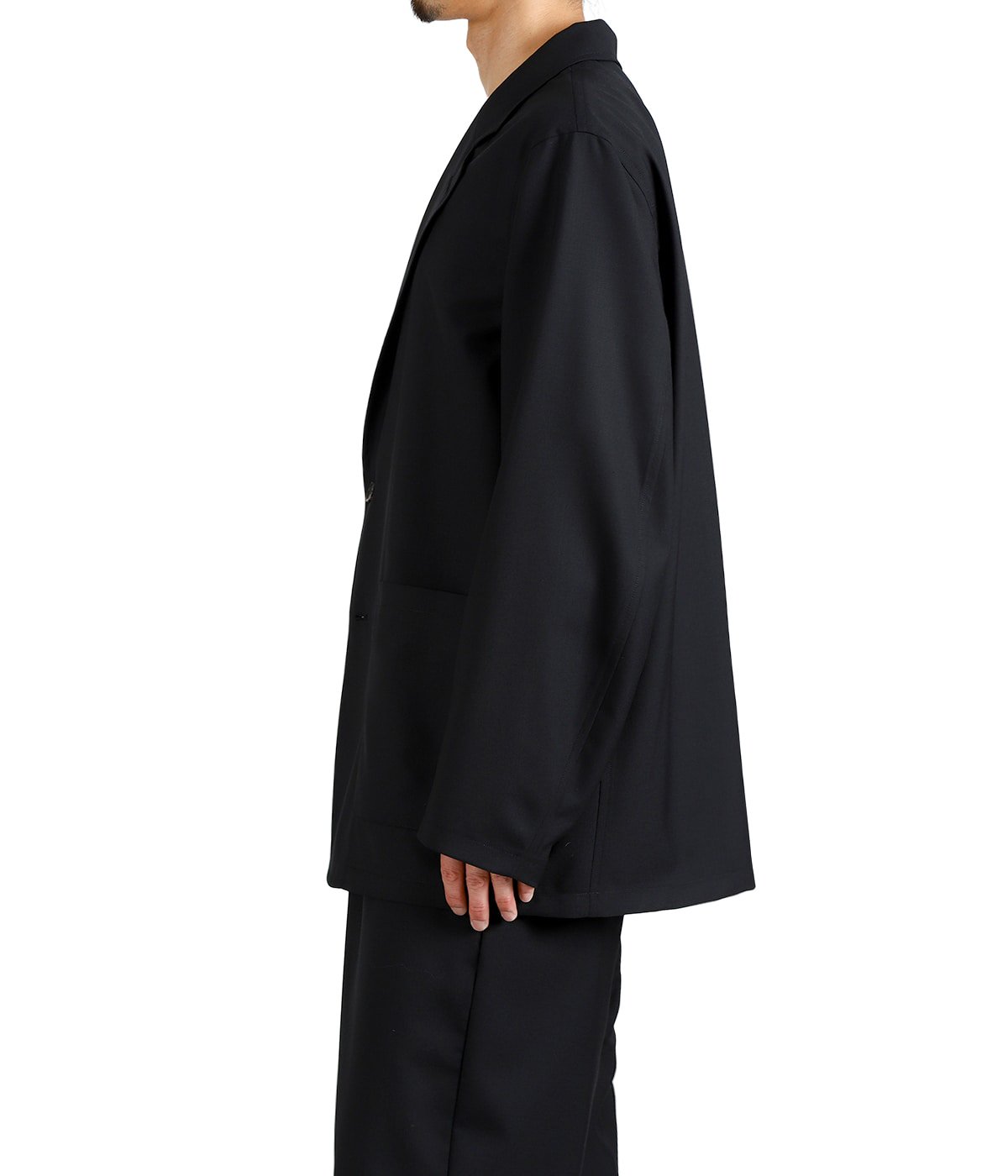 model(175cm / 60kg)B85 W75 H92 着用サイズ：2(M)