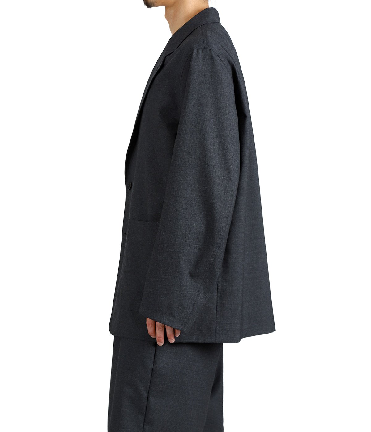 model(175cm / 60kg)B85 W75 H92 着用サイズ：2(M)