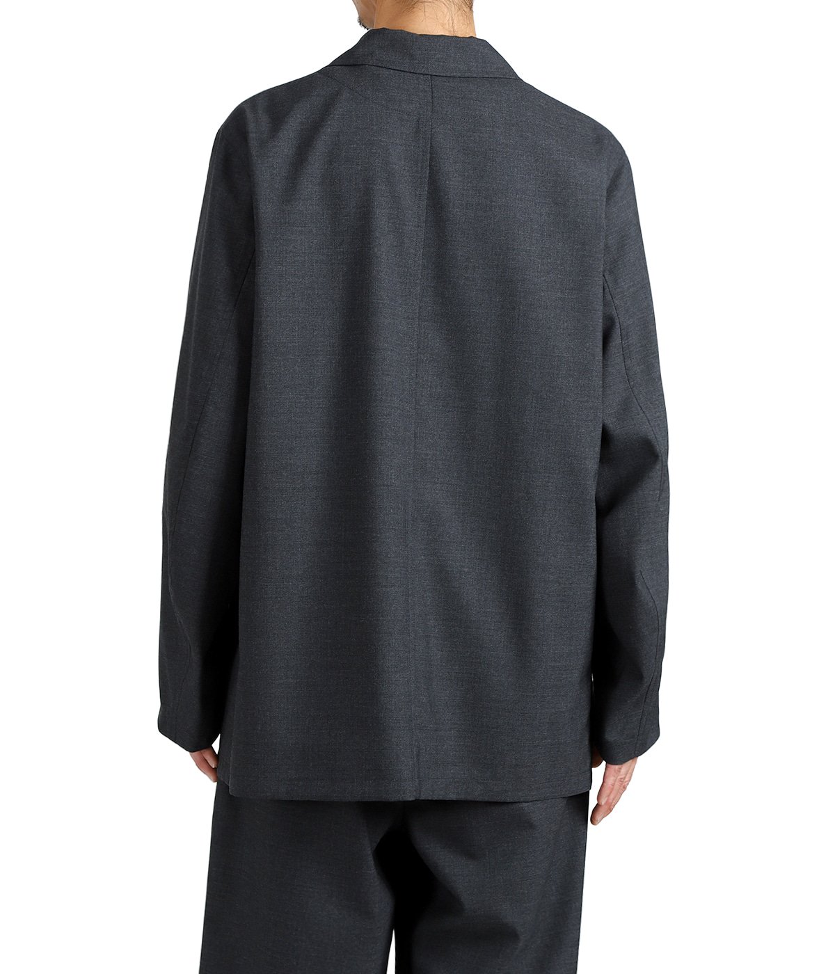 model(175cm / 60kg)B85 W75 H92 着用サイズ：2(M)