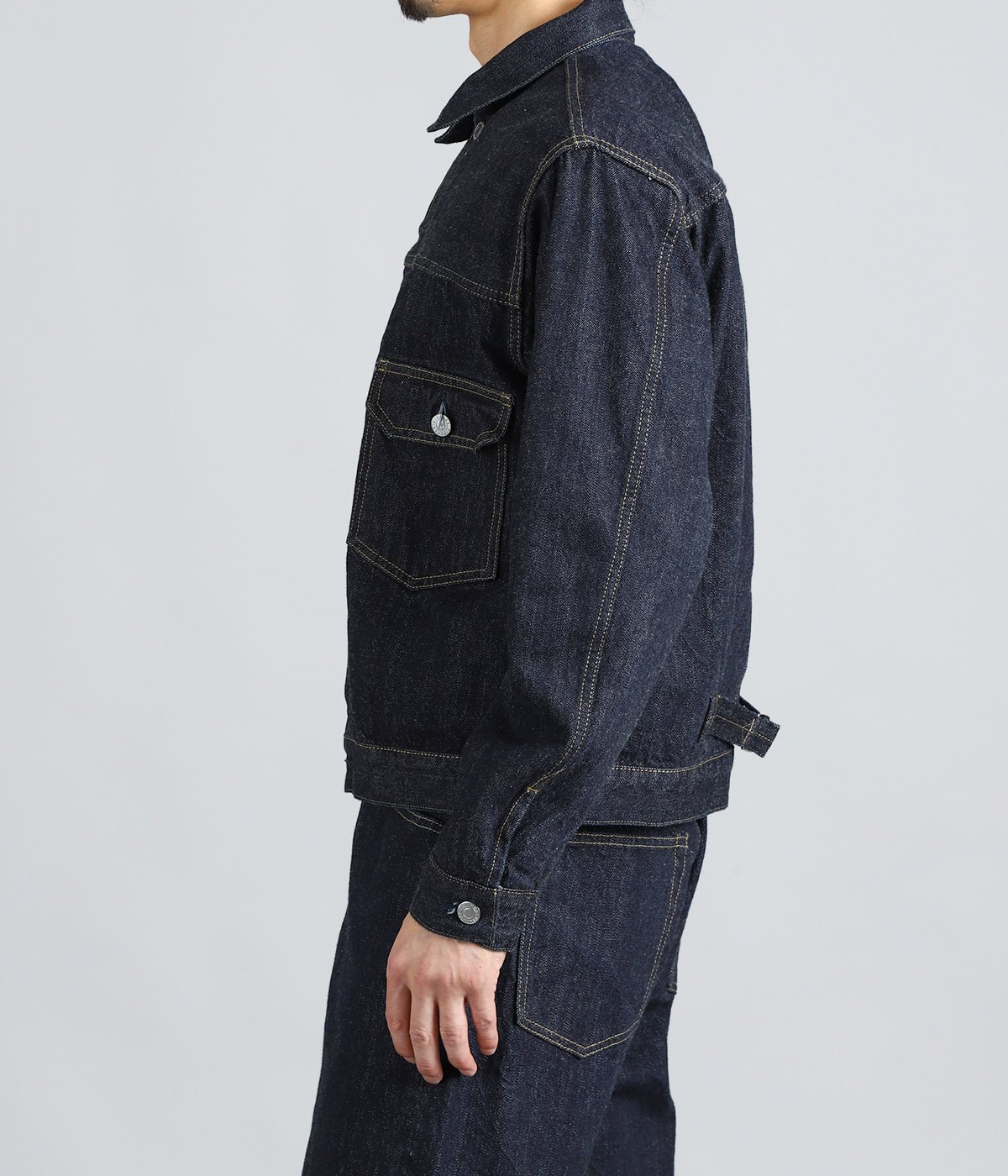model（175cm / 60kg）B85 W75 H92 着用サイズ：2