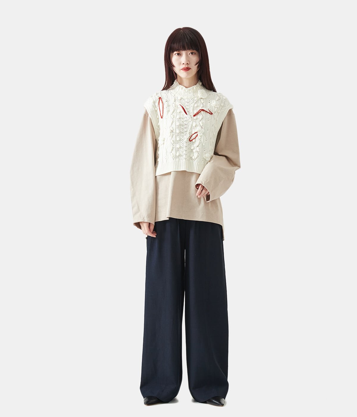 レディース】Hand-Knitted Floral Motif Vest | Mame Kurogouchi(マメ 