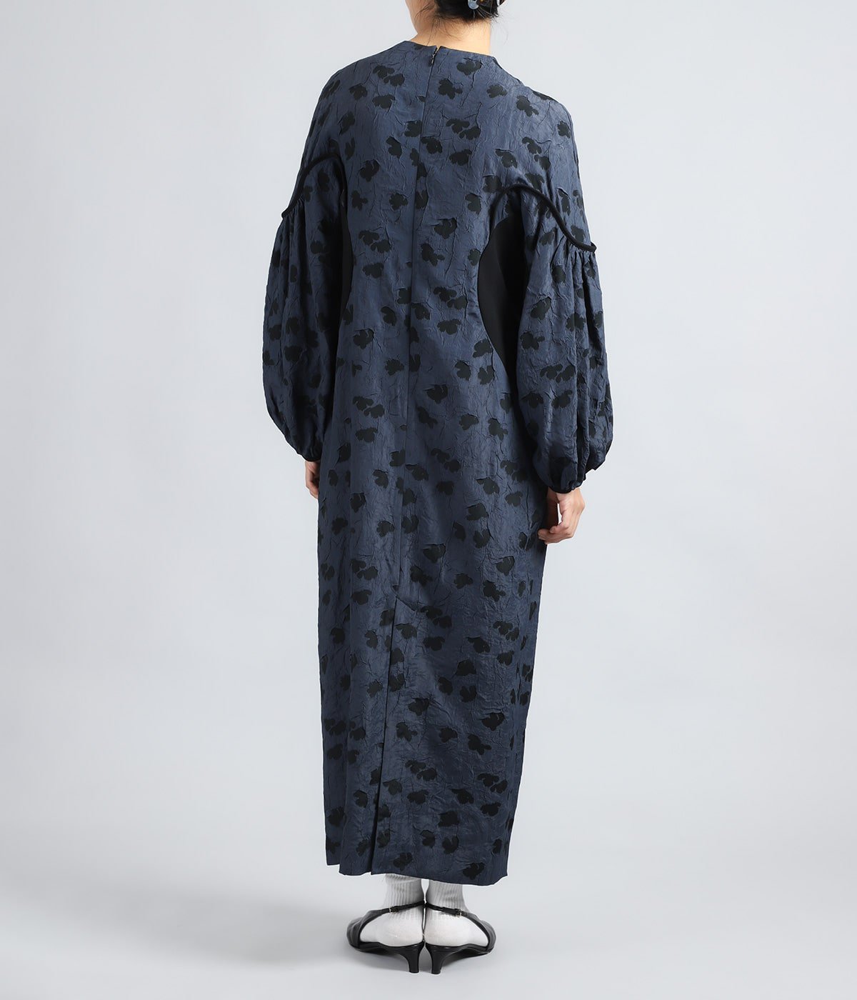model（162cm） 着用サイズ：1