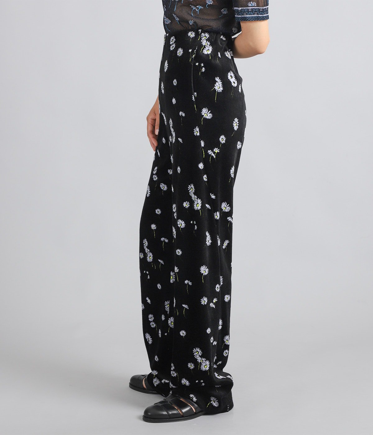 レディース】Velour Jersey Floral Trousers | Mame Kurogouchi(マメ