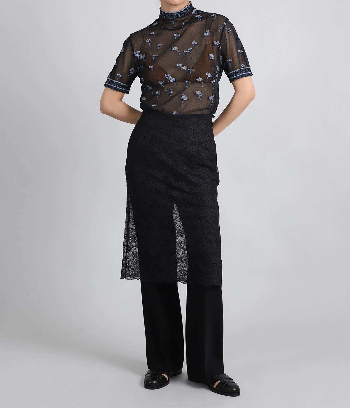 レディース】Floral Pattern Short Sleeve Sheer Knit Top | Mame