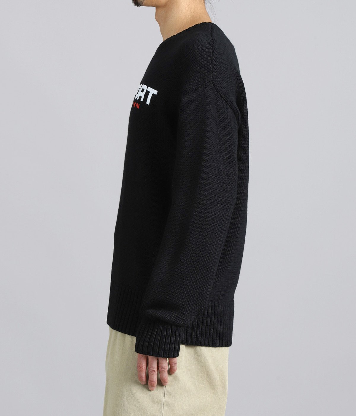 model（175cm / 60kg）B85 W75 H92 着用サイズ：S