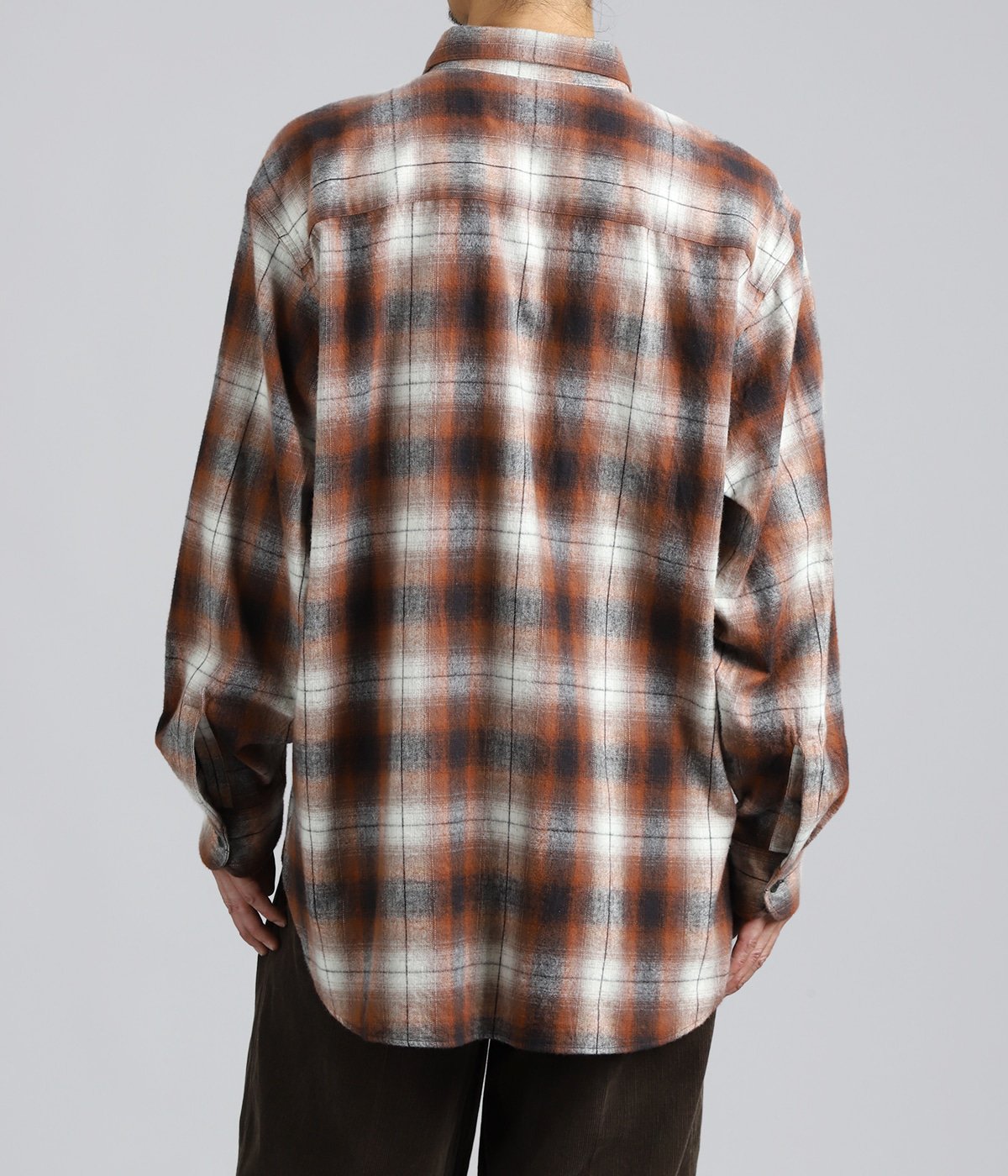 model(175cm / 60kg)B85 W75 H92 着用サイズ：FREE(ONE)