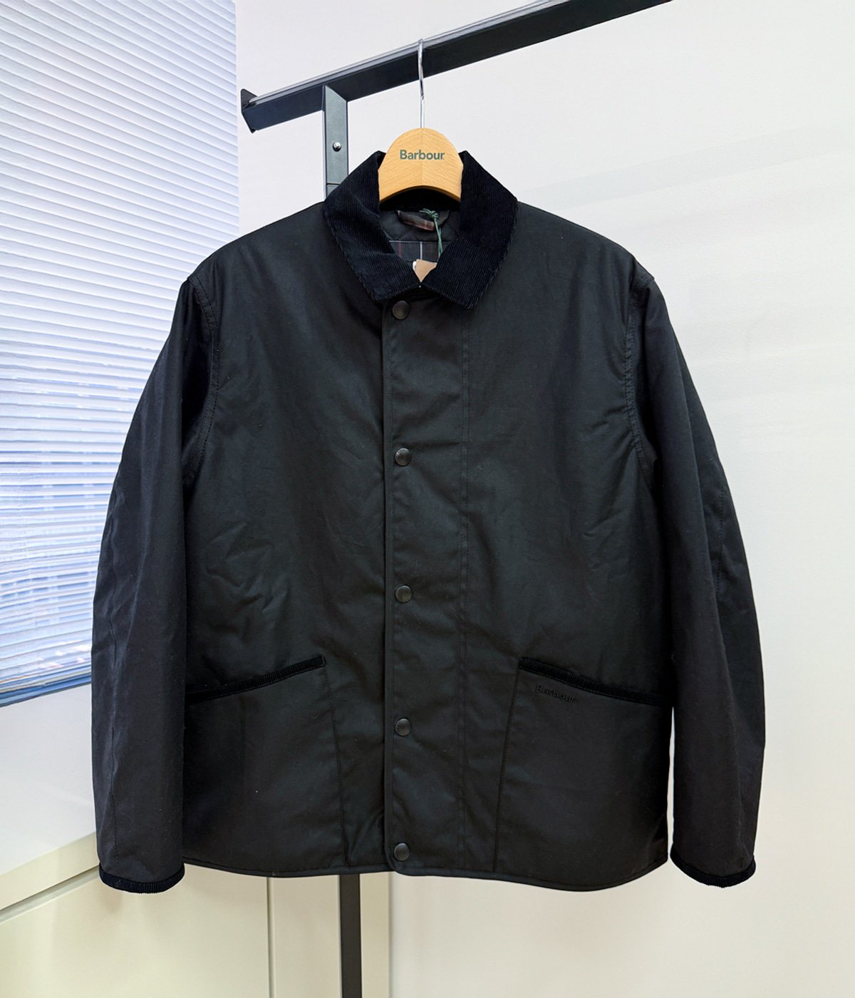 予約】Short Liddesdale Wax Jacket | Barbour(バブアー) / アウター