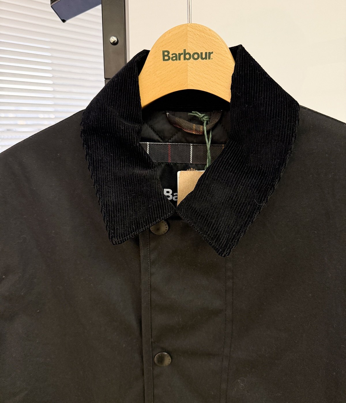 予約】Short Liddesdale Wax Jacket | Barbour(バブアー) / アウター