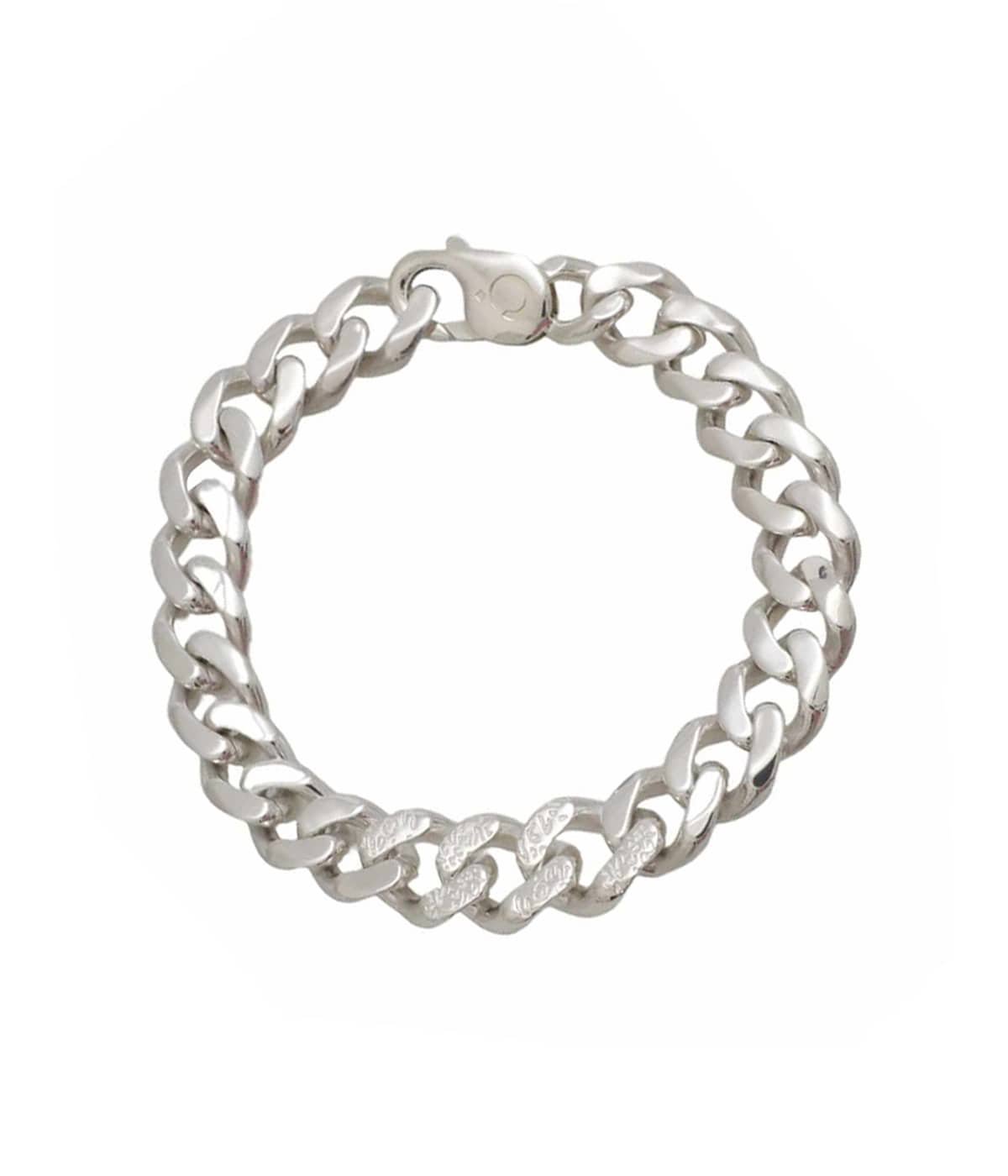Pattern Carved Chain Bracelet