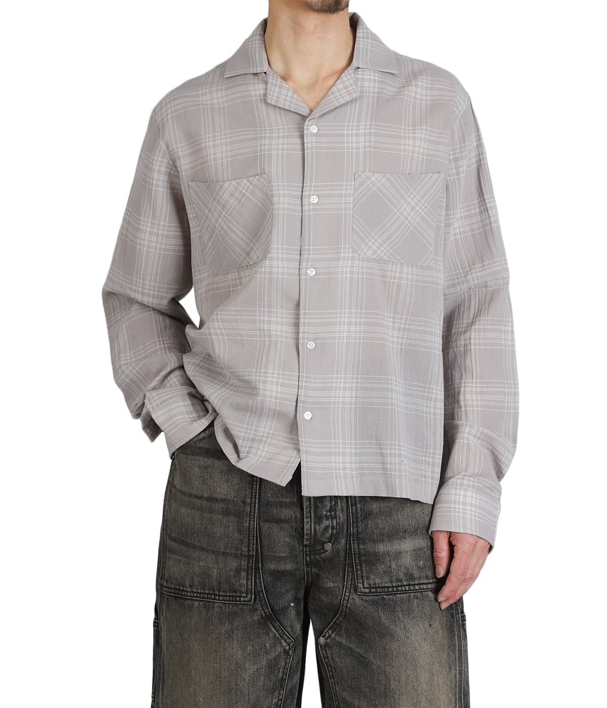 model（175cm / 60kg）B85 W75 H92 着用サイズ：M