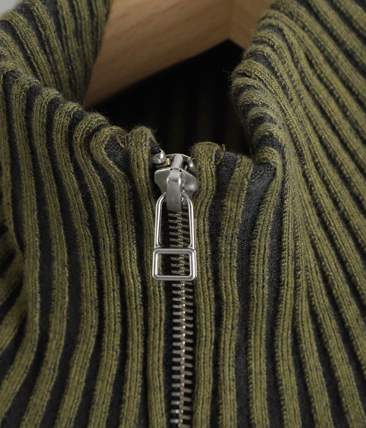 ARTICULATED DRIVERS KNIT SWEATER | Omar Afridi(オマールアフリディ