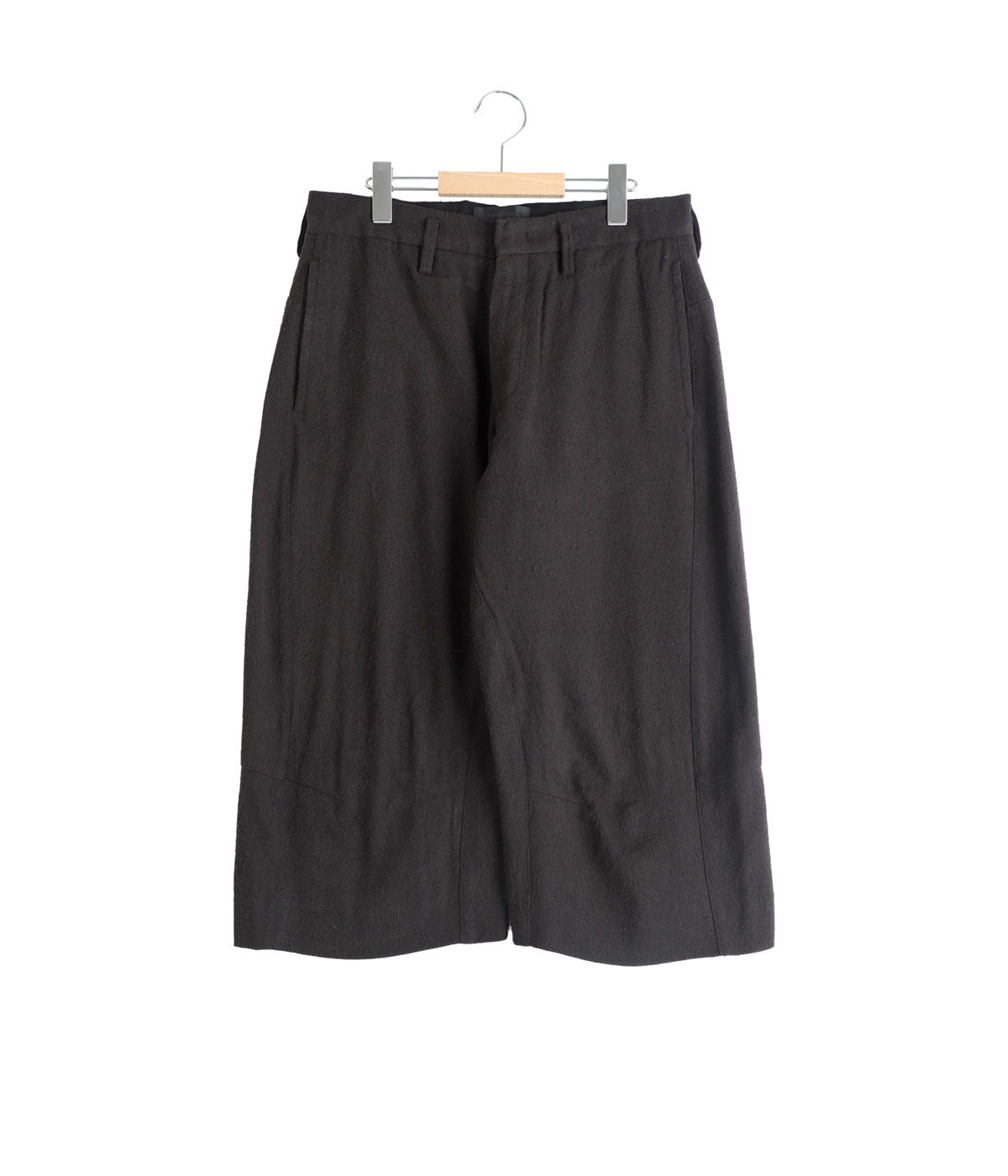 Omar Afridi オマールアフリディ イギリス製 KAKISHIBU STRIPES LINEN SLACK SHORTS 柿渋染めストライプ リネンショーツ OA-SS20-TRS-104-02 S Brown ショートパンツ 定価63,800円 ボトムス【新古品】【中古】【Omar Afridi】 Omar Afridi（英國製造）柿澀條紋亞麻休閒短褲（柿子色條紋亞麻短褲
