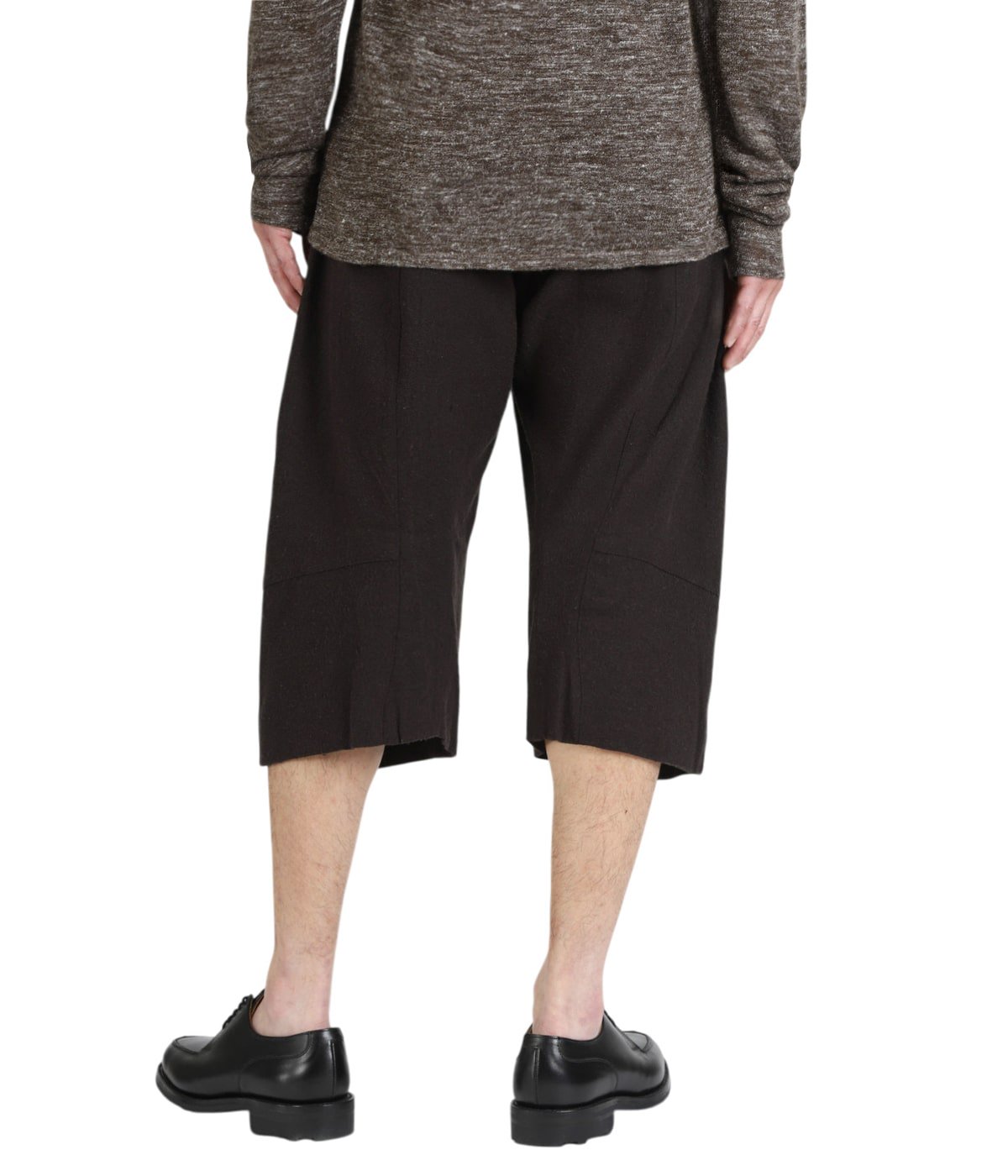 KNEE DARTED FLARE SHORTS | Omar Afridi(オマールアフリディ