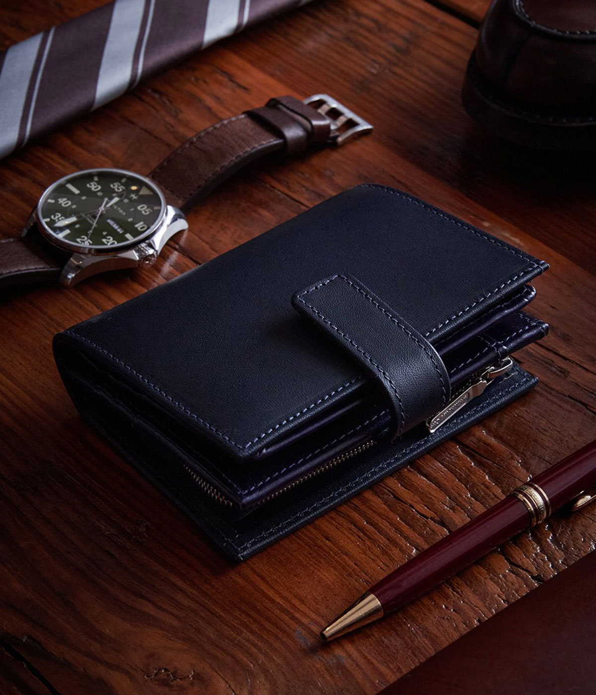 ONLY ARK】別注 ZIP COIN PURSE WITH TAB S | Whitehouse Cox(ホワイト