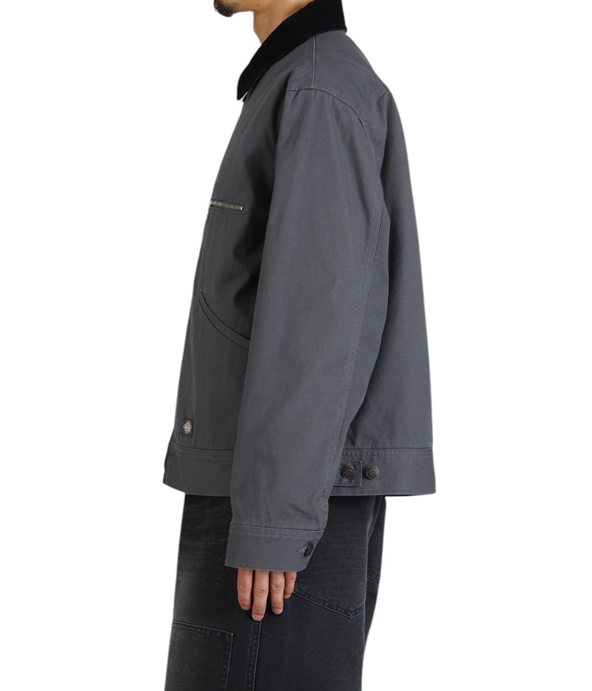 model(175cm / 60kg)B85 W75 H92 着用サイズ：L