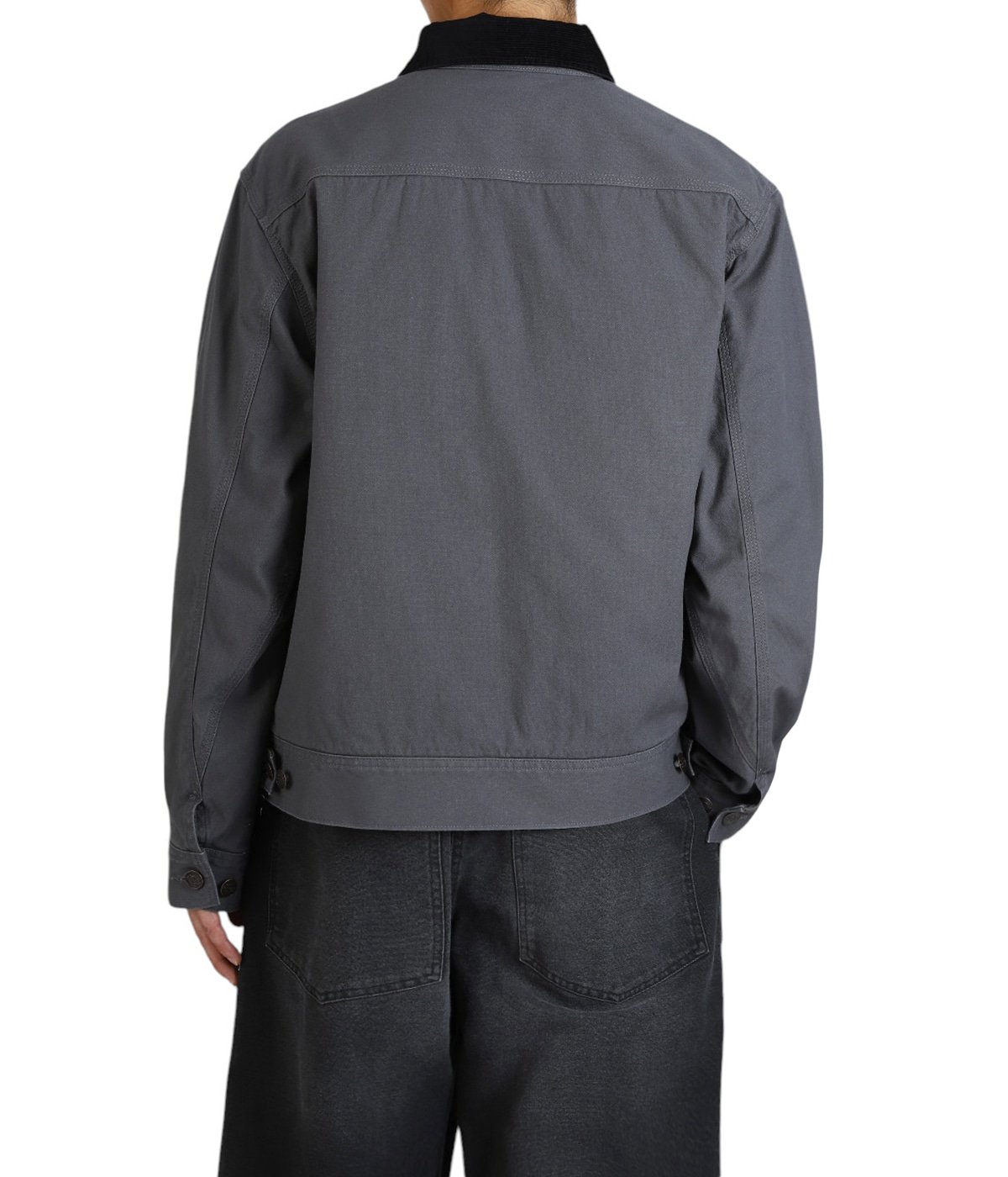 model(175cm / 60kg)B85 W75 H92 着用サイズ：L