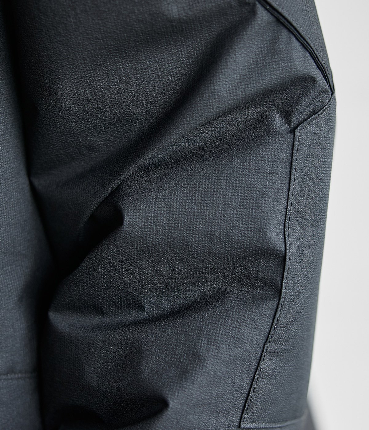 model（177cm） 着用サイズ：3