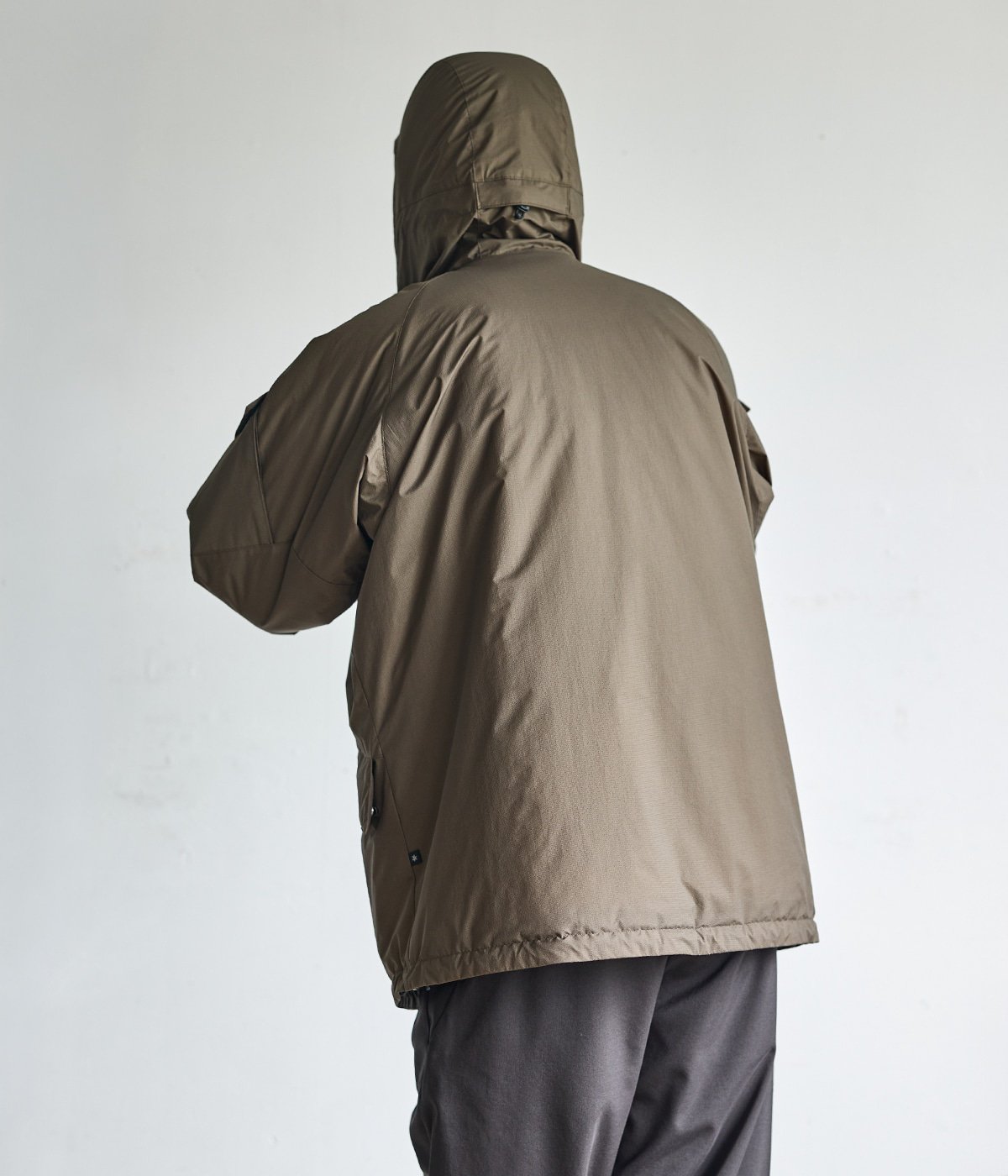 model（177cm） 着用サイズ：3